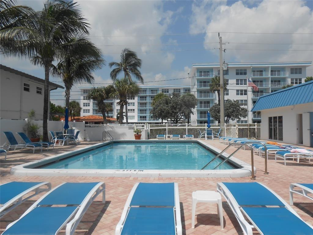 4540 N Ocean Dr #210