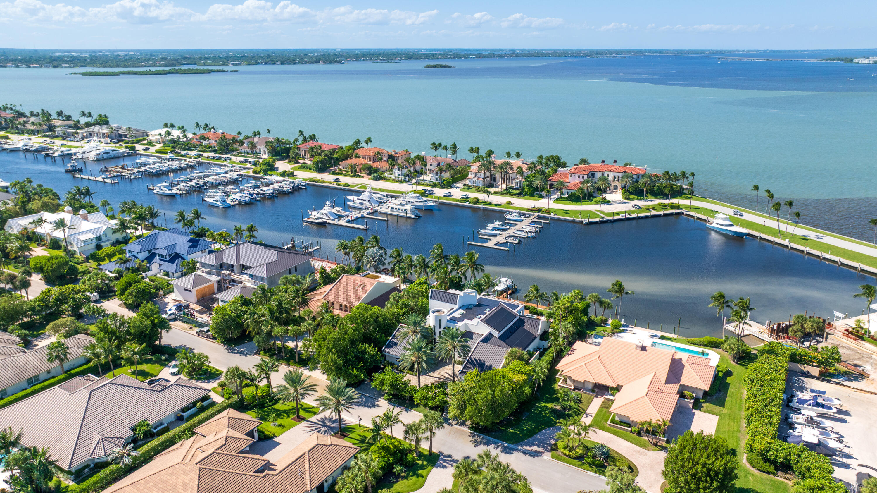 6879 SE South Marina Way Hutchinson Island, FL 34996