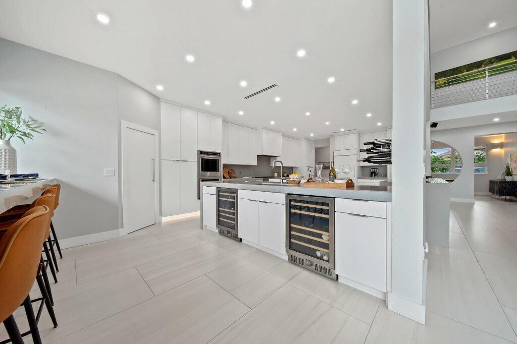 6879 SE South Marina Way Hutchinson Island, FL 34996