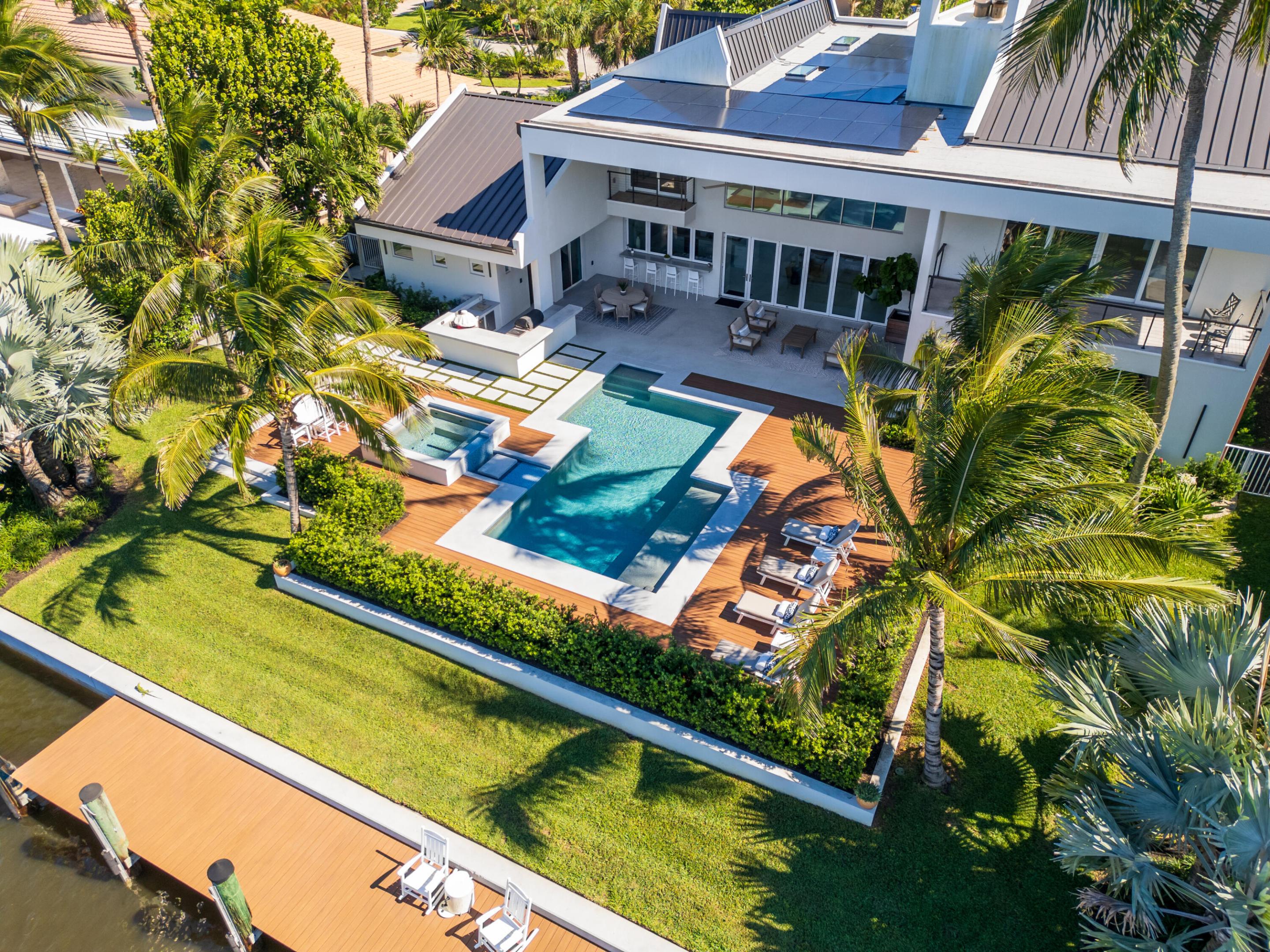 6879 SE South Marina Way Hutchinson Island, FL 34996