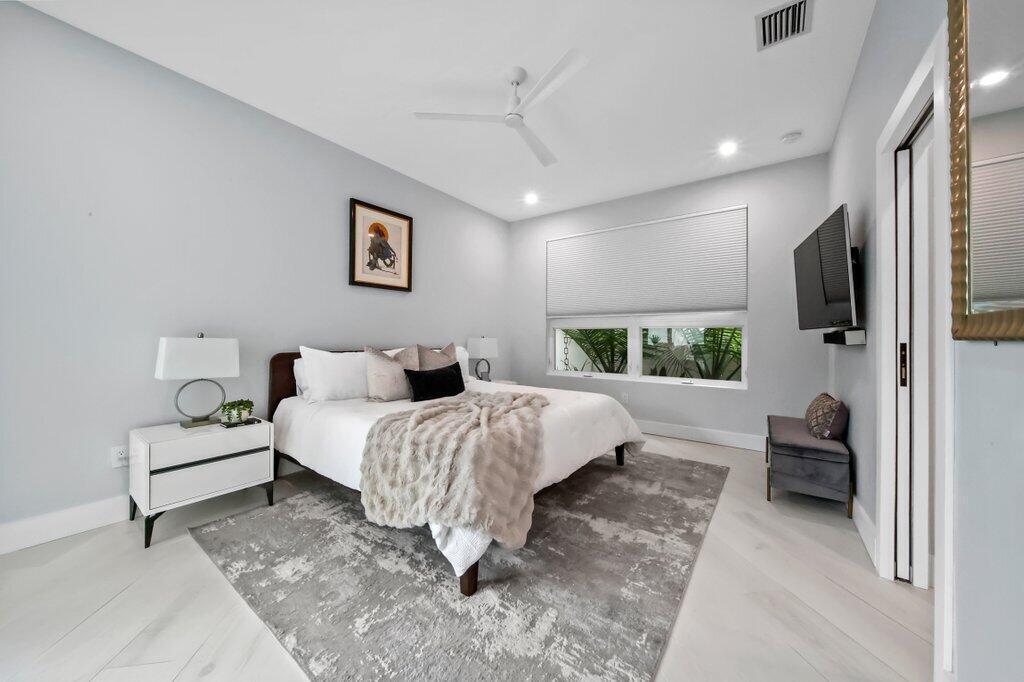 6879 SE South Marina Way Hutchinson Island, FL 34996