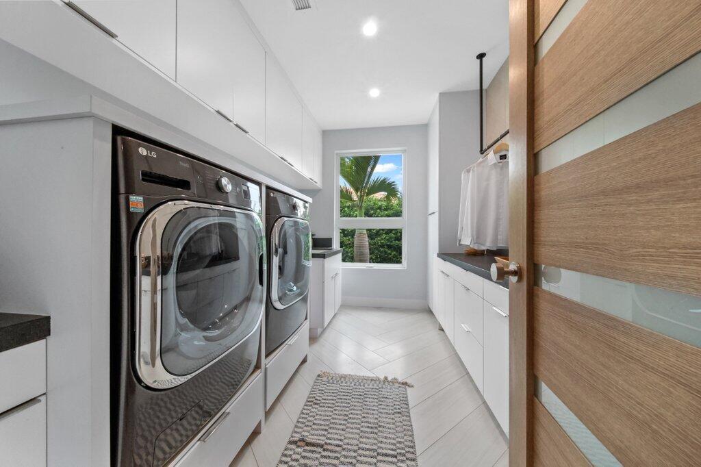 6879 SE South Marina Way Hutchinson Island, FL 34996