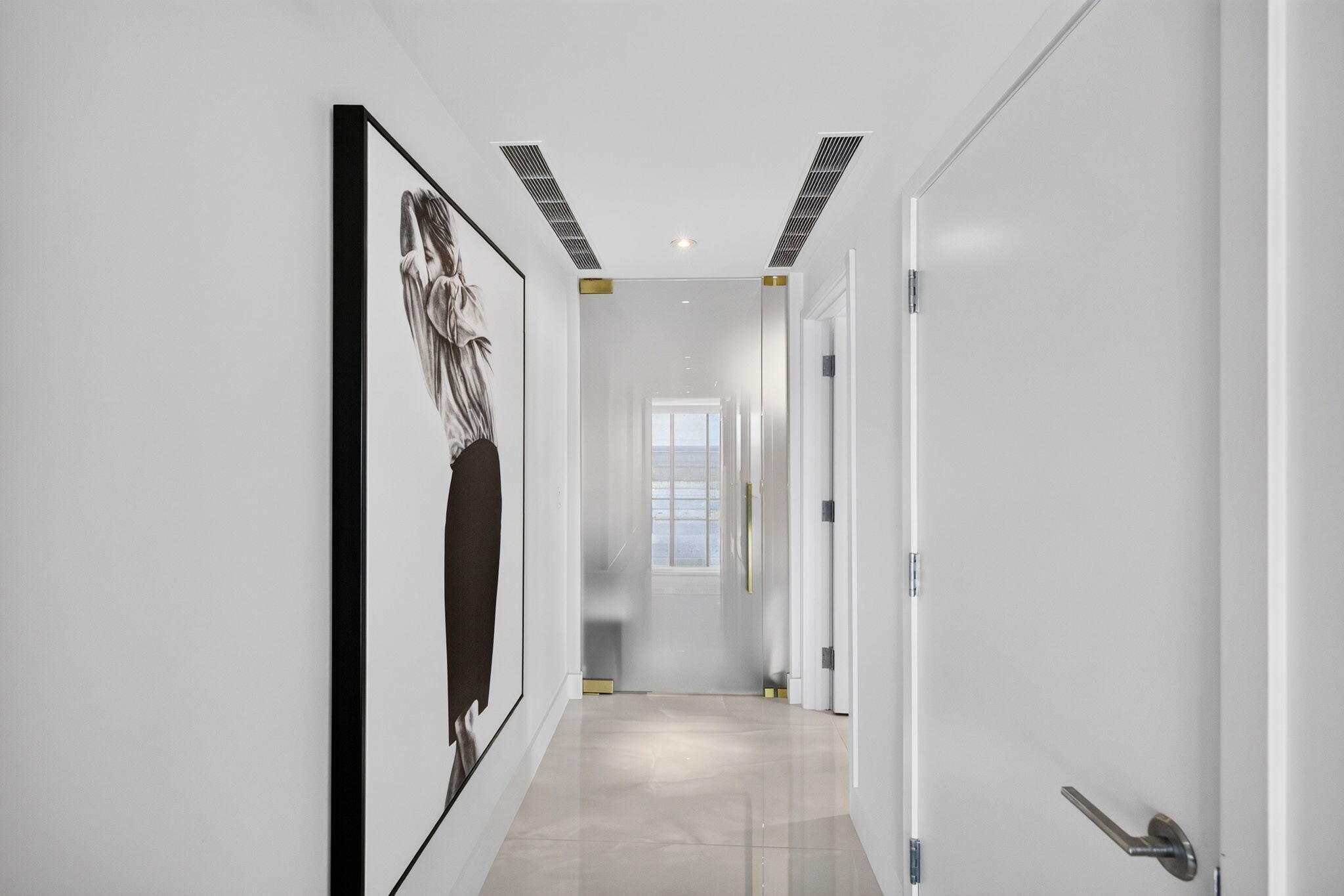 525 N Fort Lauderdale Bch Blvd #1602 Fort Lauderdale, FL 33304