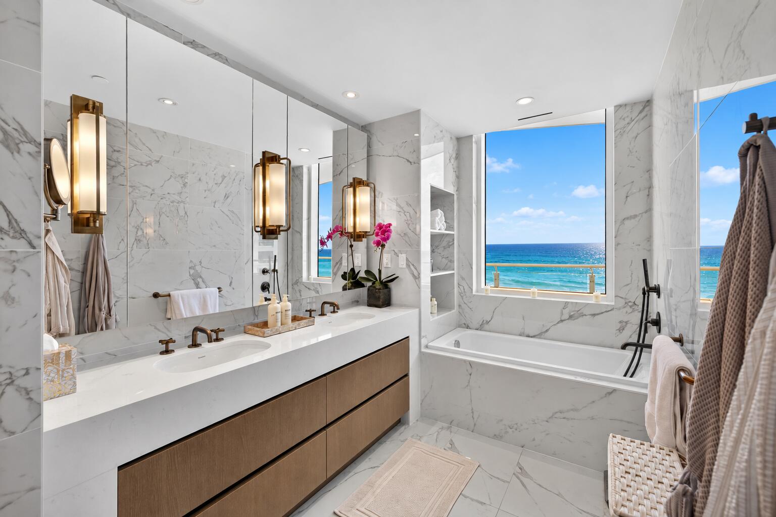 525 N Fort Lauderdale Bch Blvd #1602 Fort Lauderdale, FL 33304
