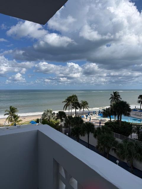 4250 Galt Ocean #5M