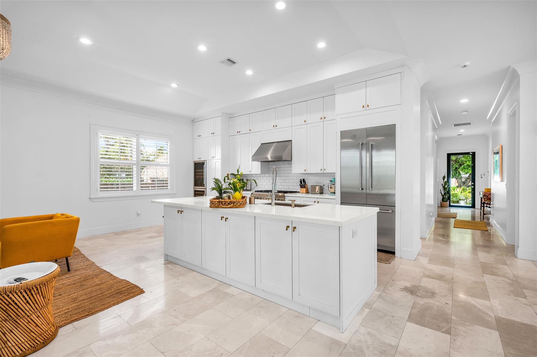 716 Ponce De Leon Fort Lauderdale, FL 33316