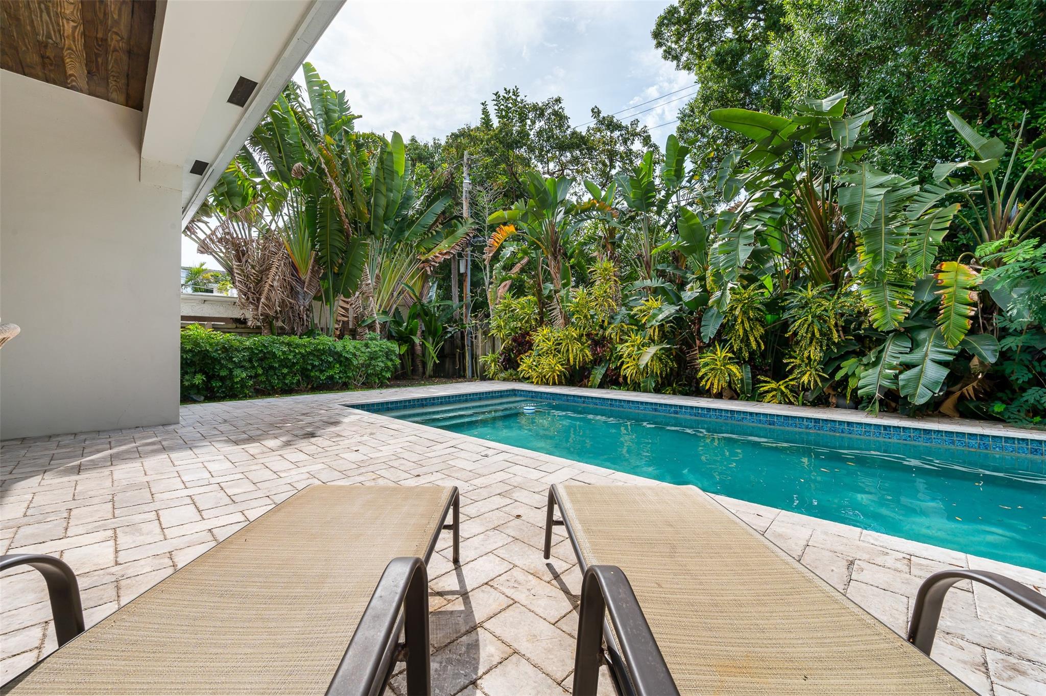 716 Ponce De Leon Fort Lauderdale, FL 33316