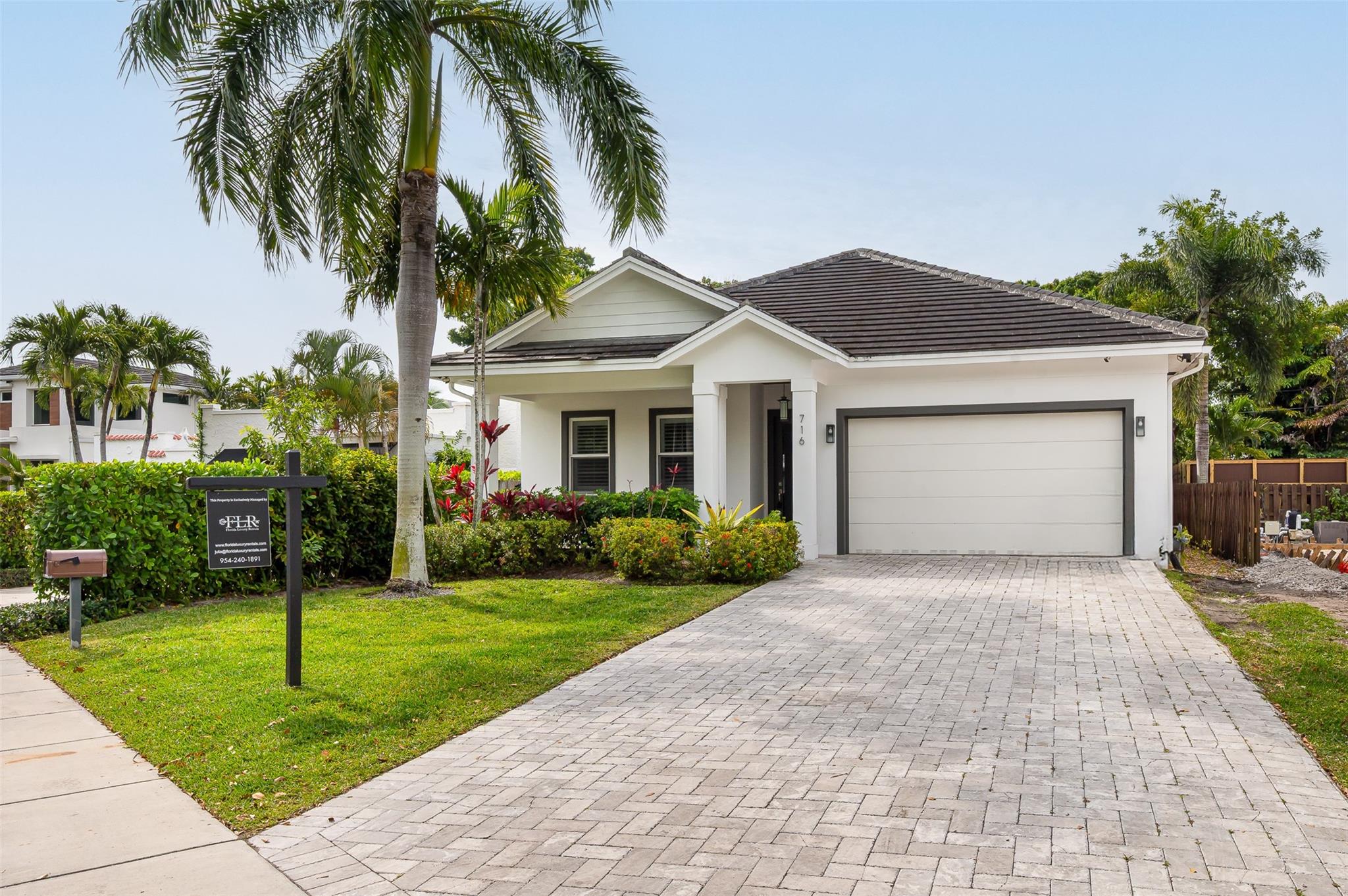 716 Ponce De Leon Fort Lauderdale, FL 33316