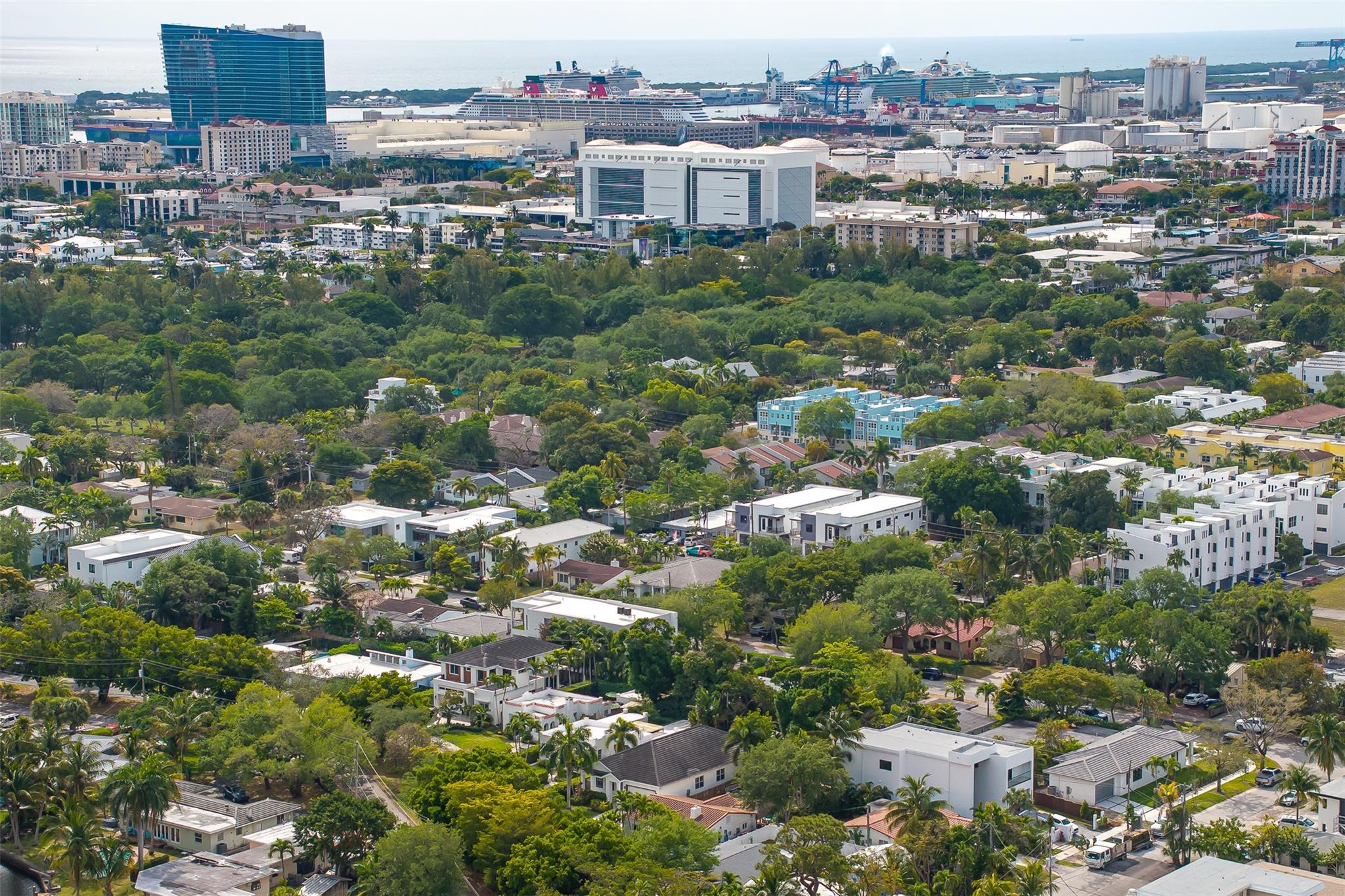 716 Ponce De Leon Fort Lauderdale, FL 33316