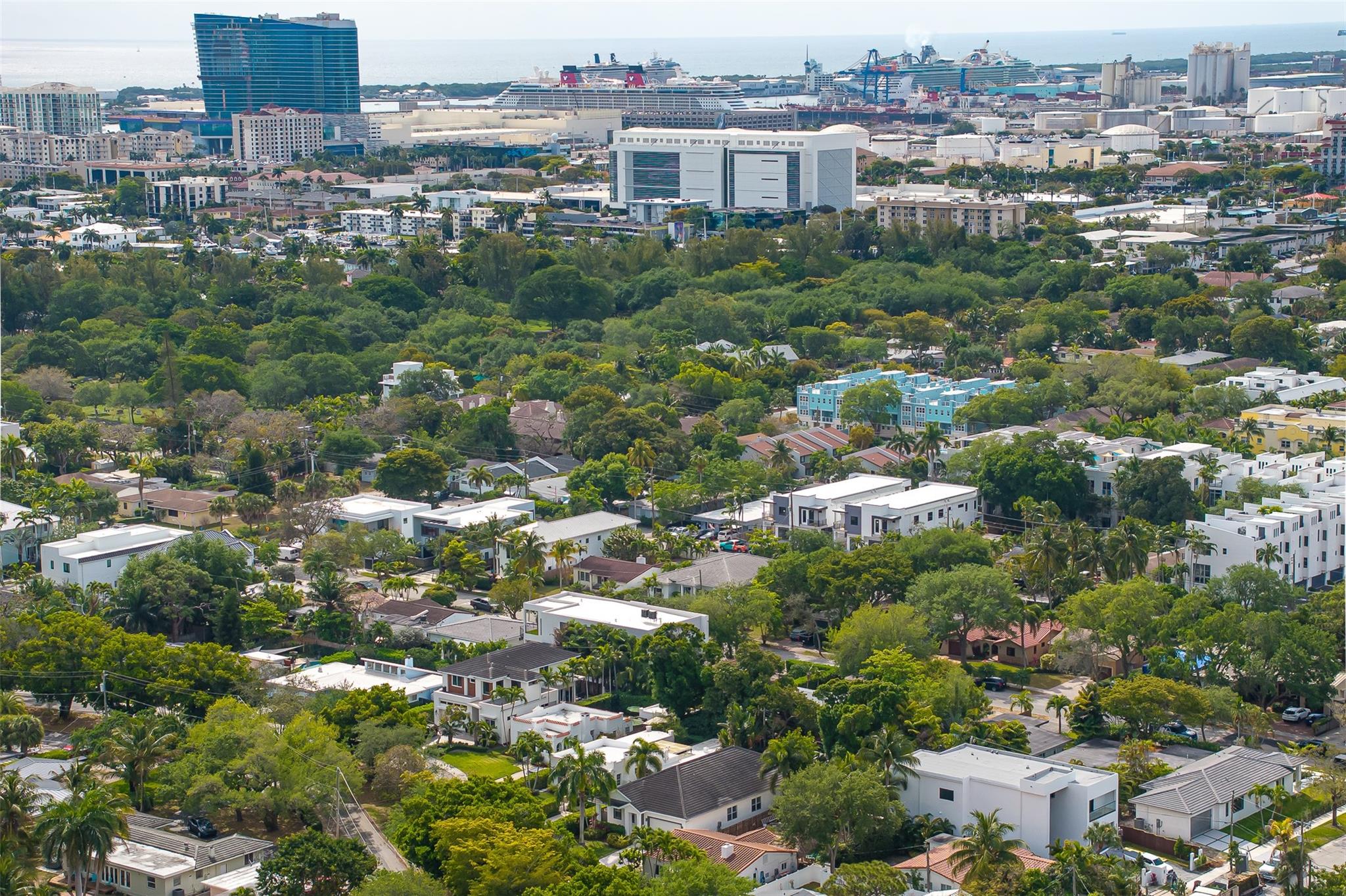 716 Ponce De Leon Fort Lauderdale, FL 33316