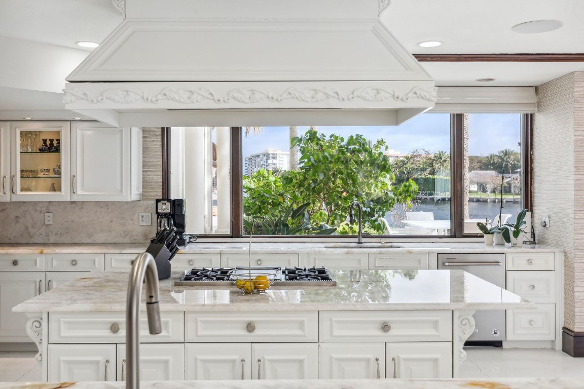 3100 NE 46th Lighthouse Point, FL 33064