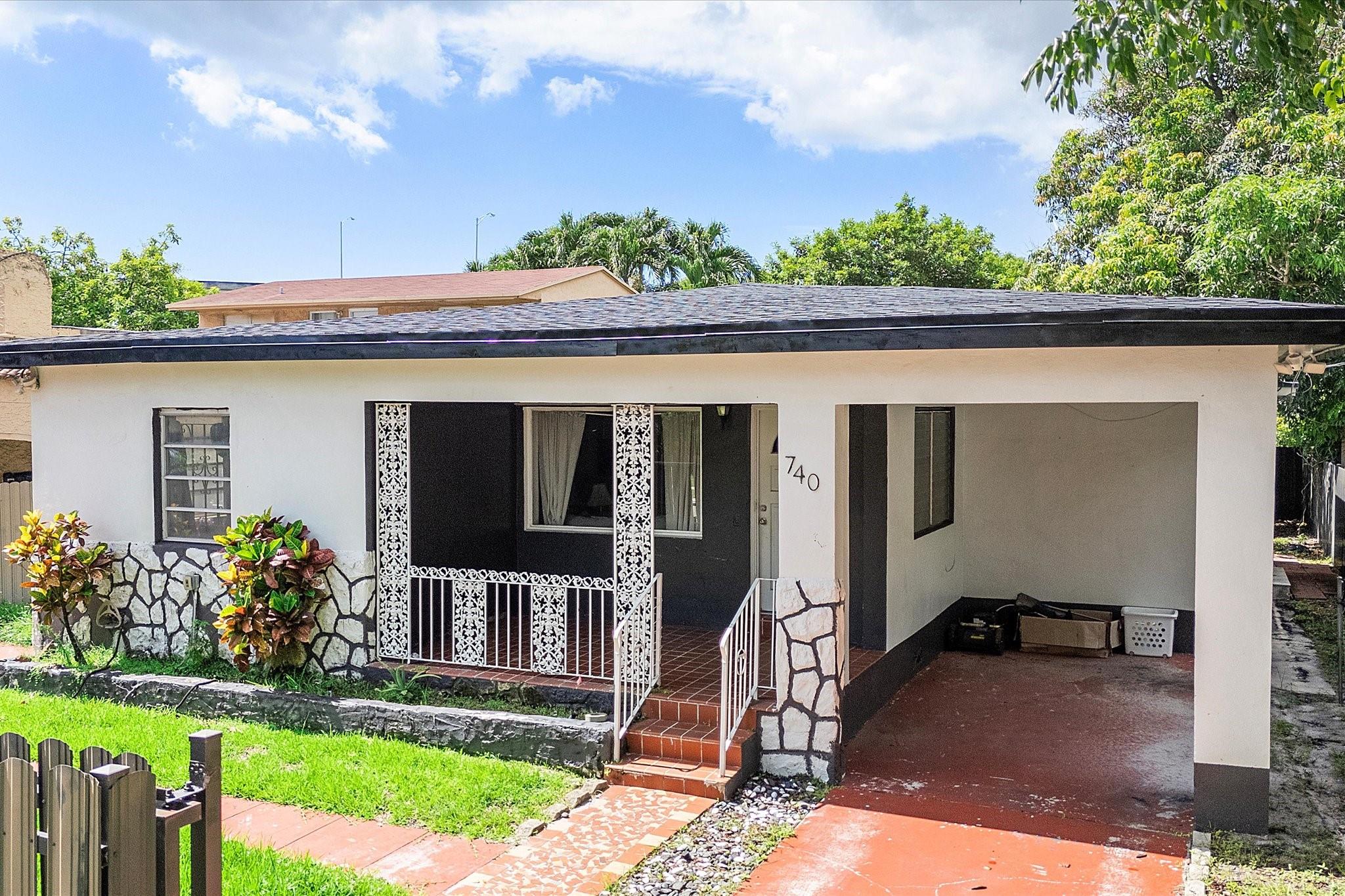 740 NW 42nd St