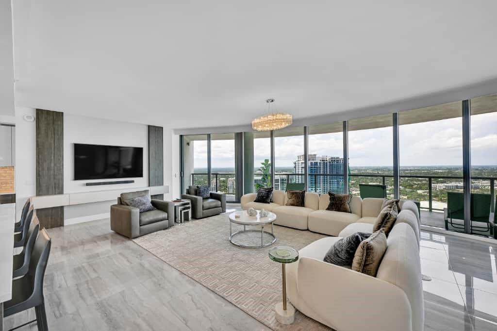 100 E Las Olas Blvd #4103 Fort Lauderdale, FL 33301