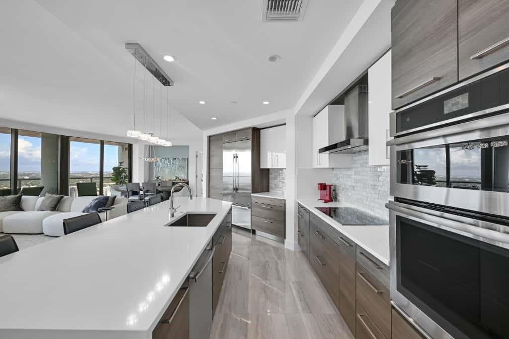 100 E Las Olas Blvd #4103 Fort Lauderdale, FL 33301