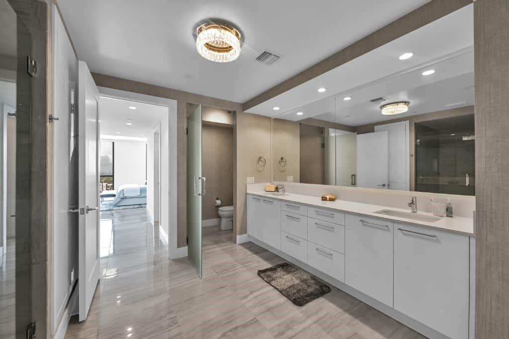 100 E Las Olas Blvd #4103 Fort Lauderdale, FL 33301