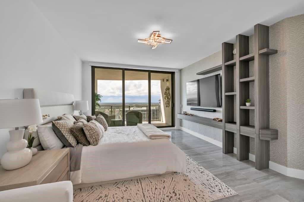 100 E Las Olas Blvd #4103 Fort Lauderdale, FL 33301