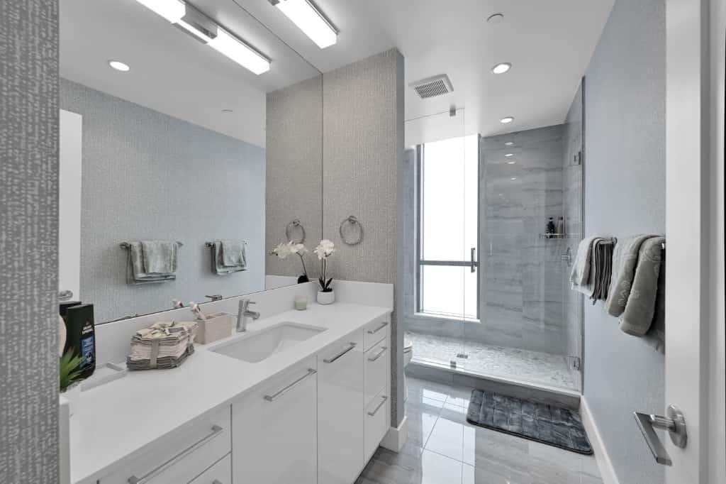 100 E Las Olas Blvd #4103 Fort Lauderdale, FL 33301