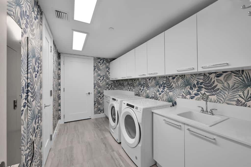 100 E Las Olas Blvd #4103 Fort Lauderdale, FL 33301