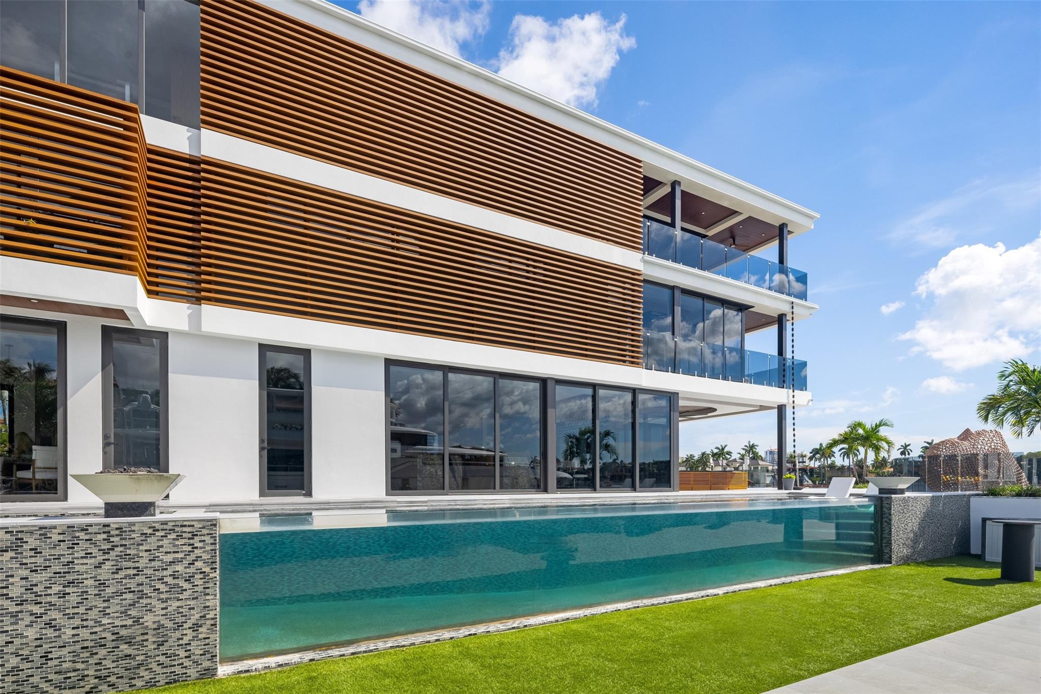 1845 SE 7th St Fort Lauderdale, FL 33316 1845 SE 7th St Fort Lauderdale, FL 33316