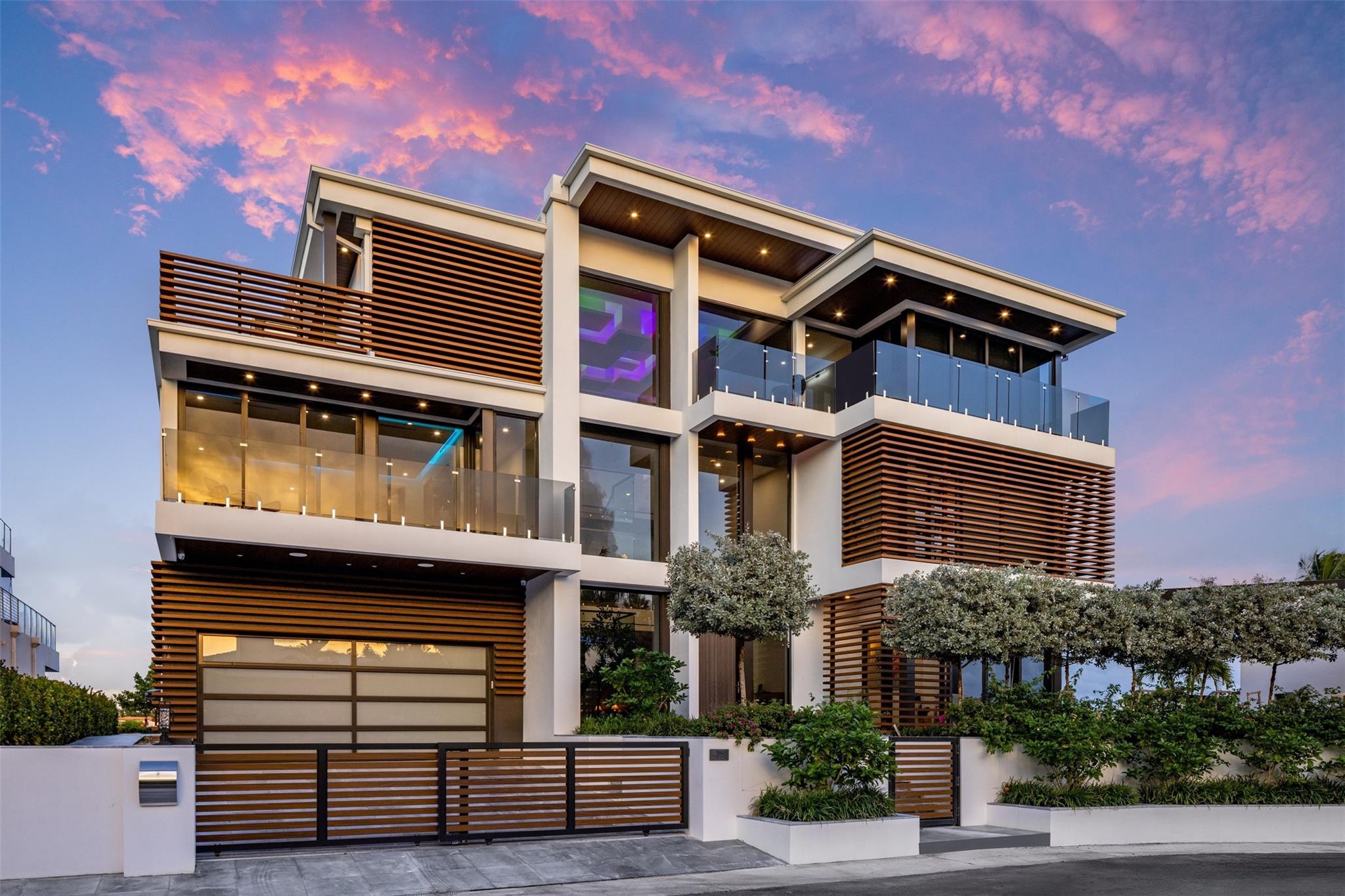 1845 SE 7th St Fort Lauderdale, FL 33316 1845 SE 7th St Fort Lauderdale, FL 33316