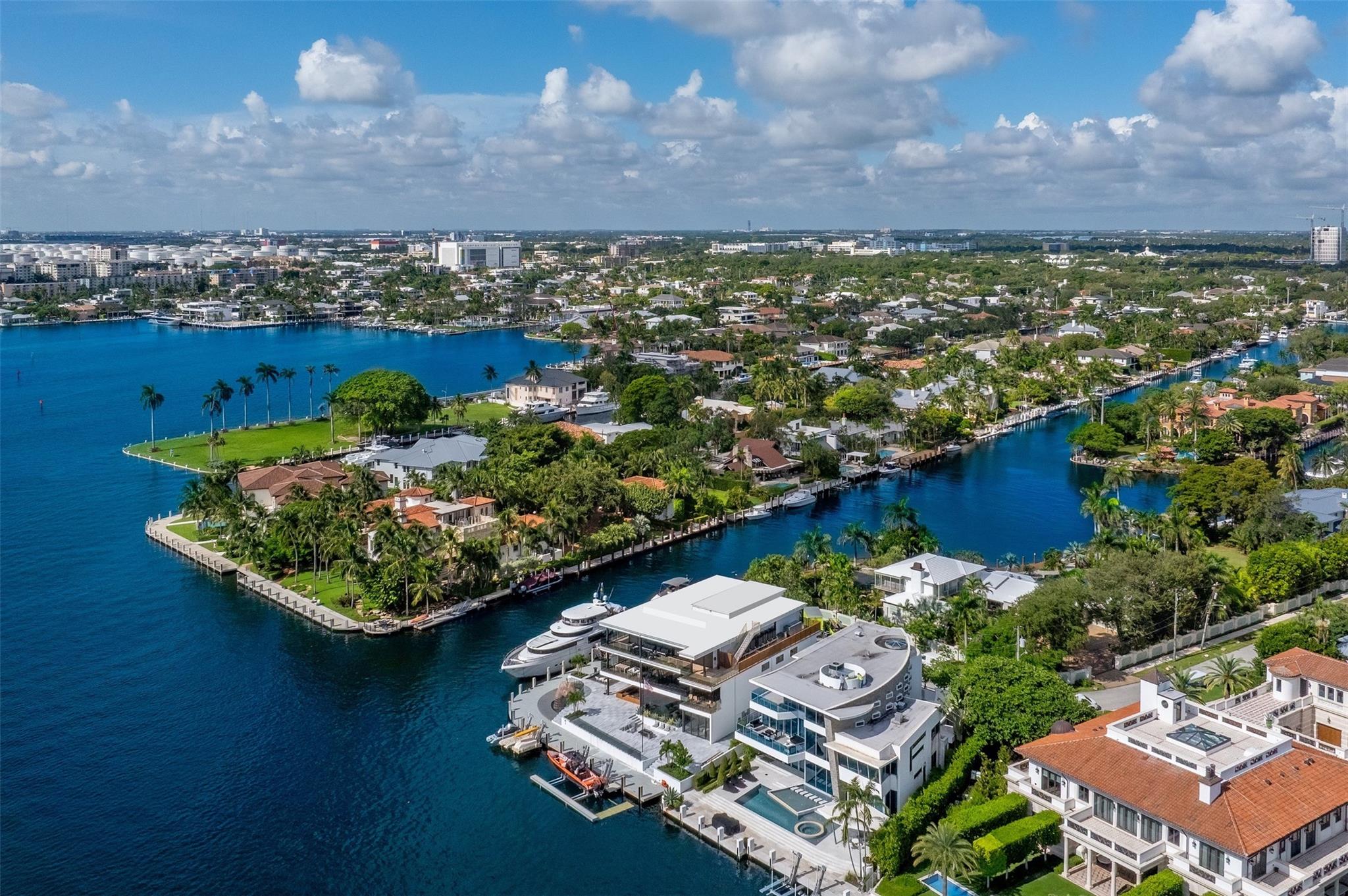 1845 SE 7th St Fort Lauderdale, FL 33316 1845 SE 7th St Fort Lauderdale, FL 33316