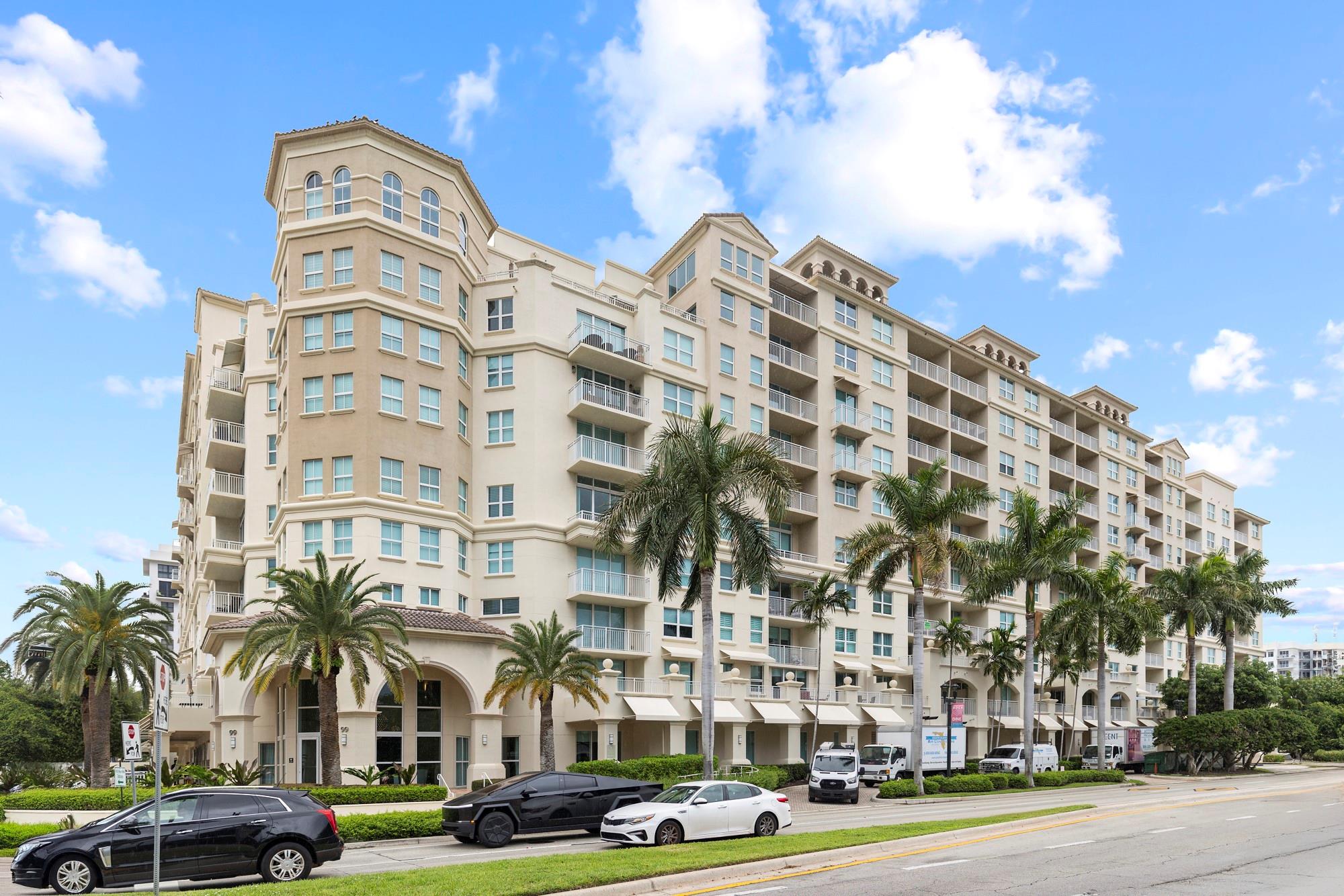 99 SE Mizner Blvd #403
