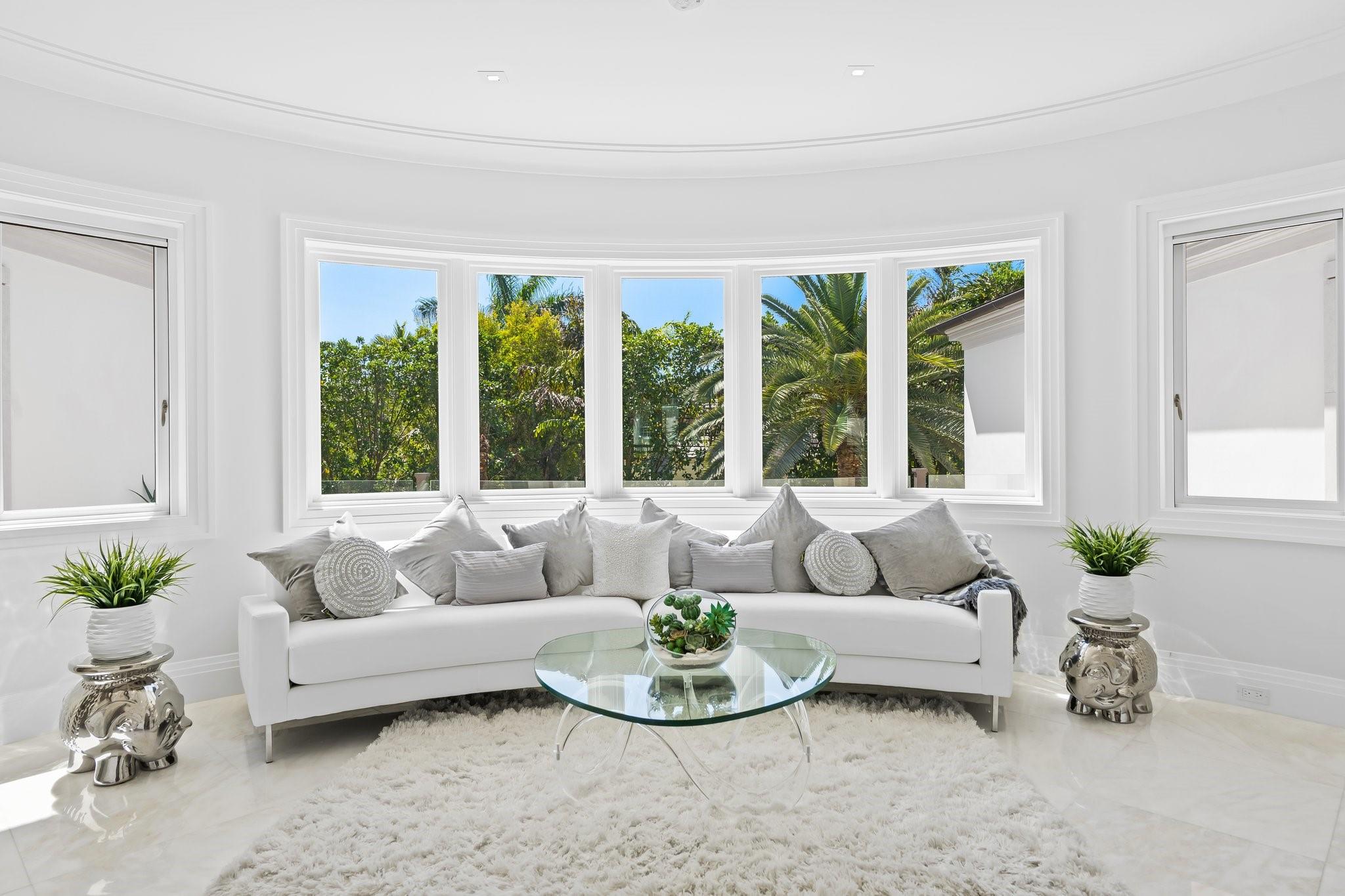 150 Kings Rd Palm Beach, FL 33480 150 Kings Rd Palm Beach, FL 33480