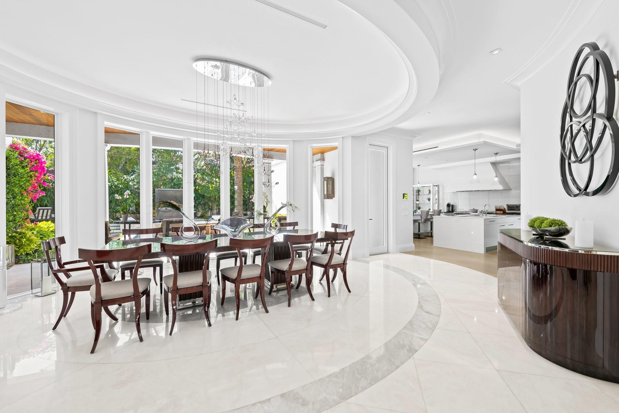 150 Kings Rd Palm Beach, FL 33480 150 Kings Rd Palm Beach, FL 33480