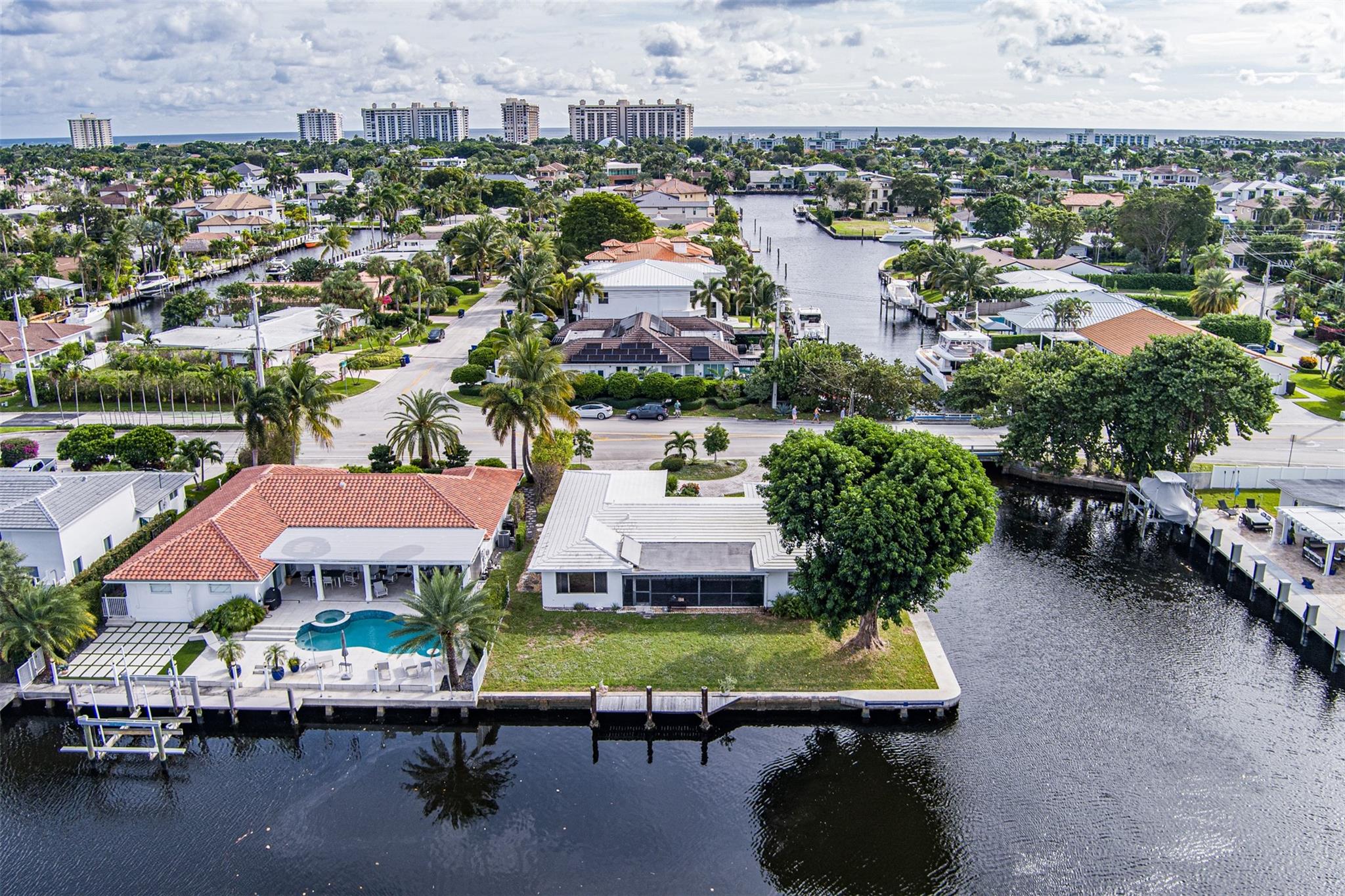 5601 Bayview Dr Fort Lauderdale, FL 33308