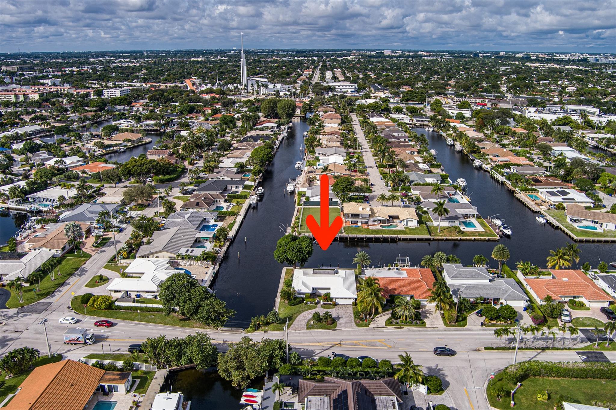 5601 Bayview Dr Fort Lauderdale, FL 33308