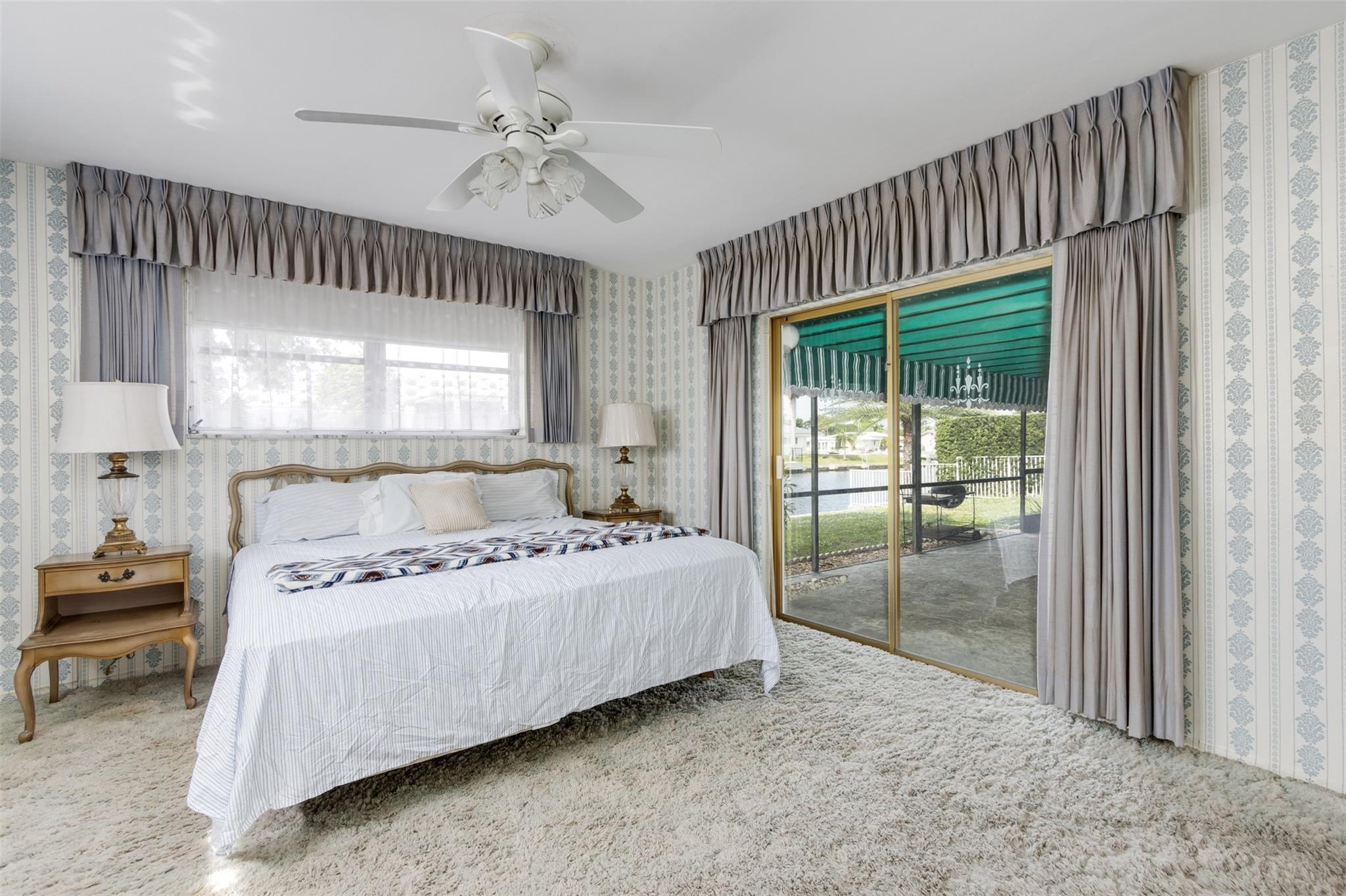 5601 Bayview Dr Fort Lauderdale, FL 33308