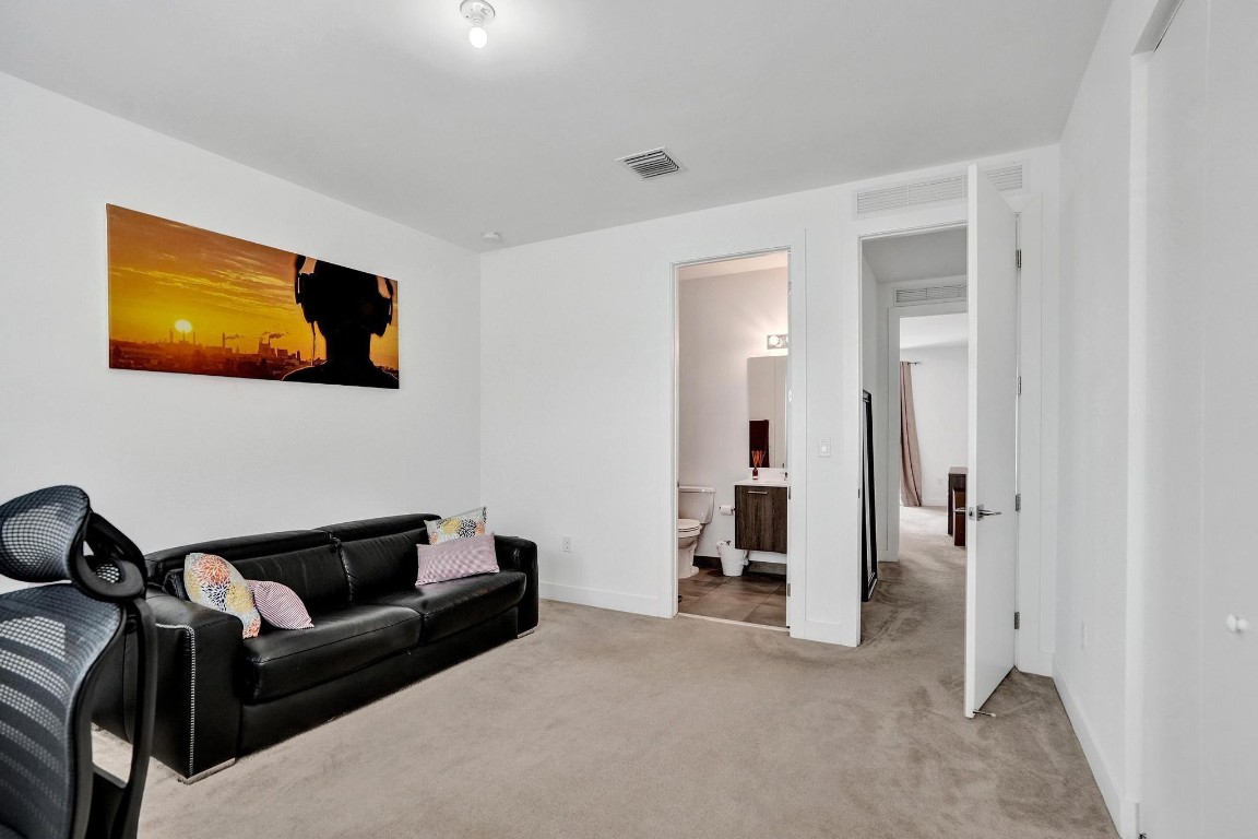 480 NE 35th Ct #2 Oakland Park, FL 33334