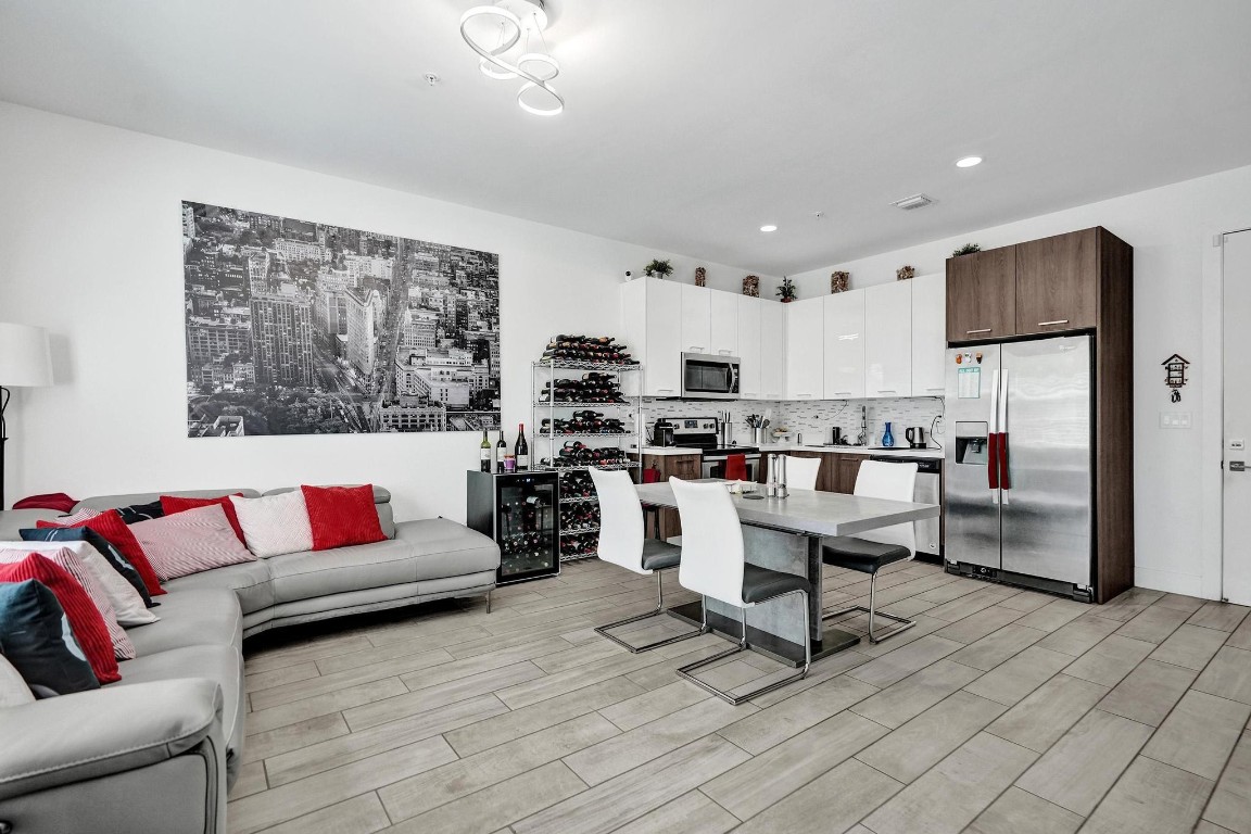 480 NE 35th Ct #2 Oakland Park, FL 33334