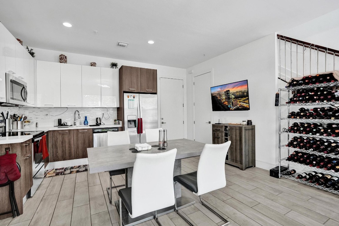 480 NE 35th Ct #2 Oakland Park, FL 33334