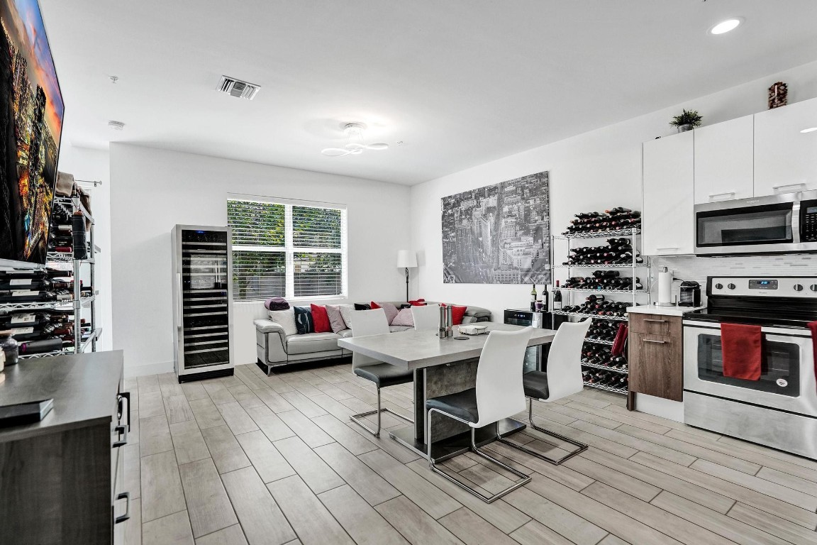 480 NE 35th Ct #2 Oakland Park, FL 33334