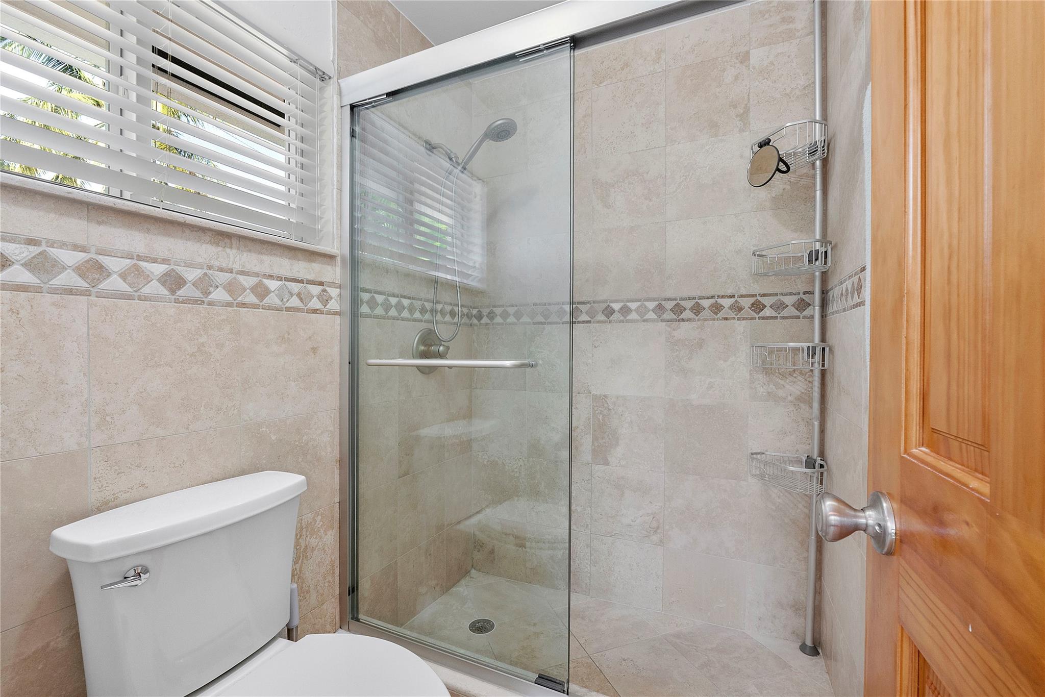 731 SE 4th Ave Pompano Beach, FL 33060