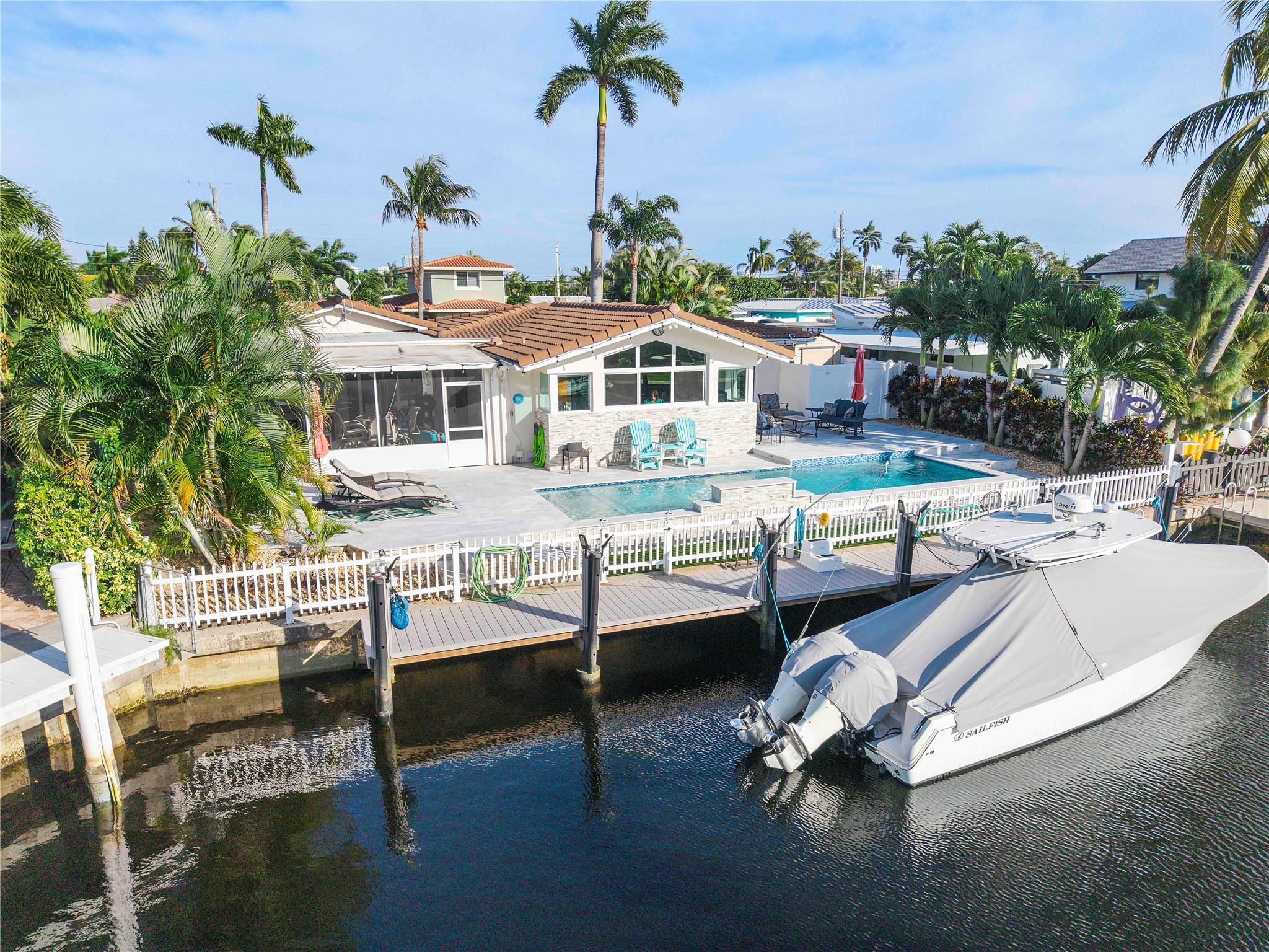 731 SE 4th Ave Pompano Beach, FL 33060