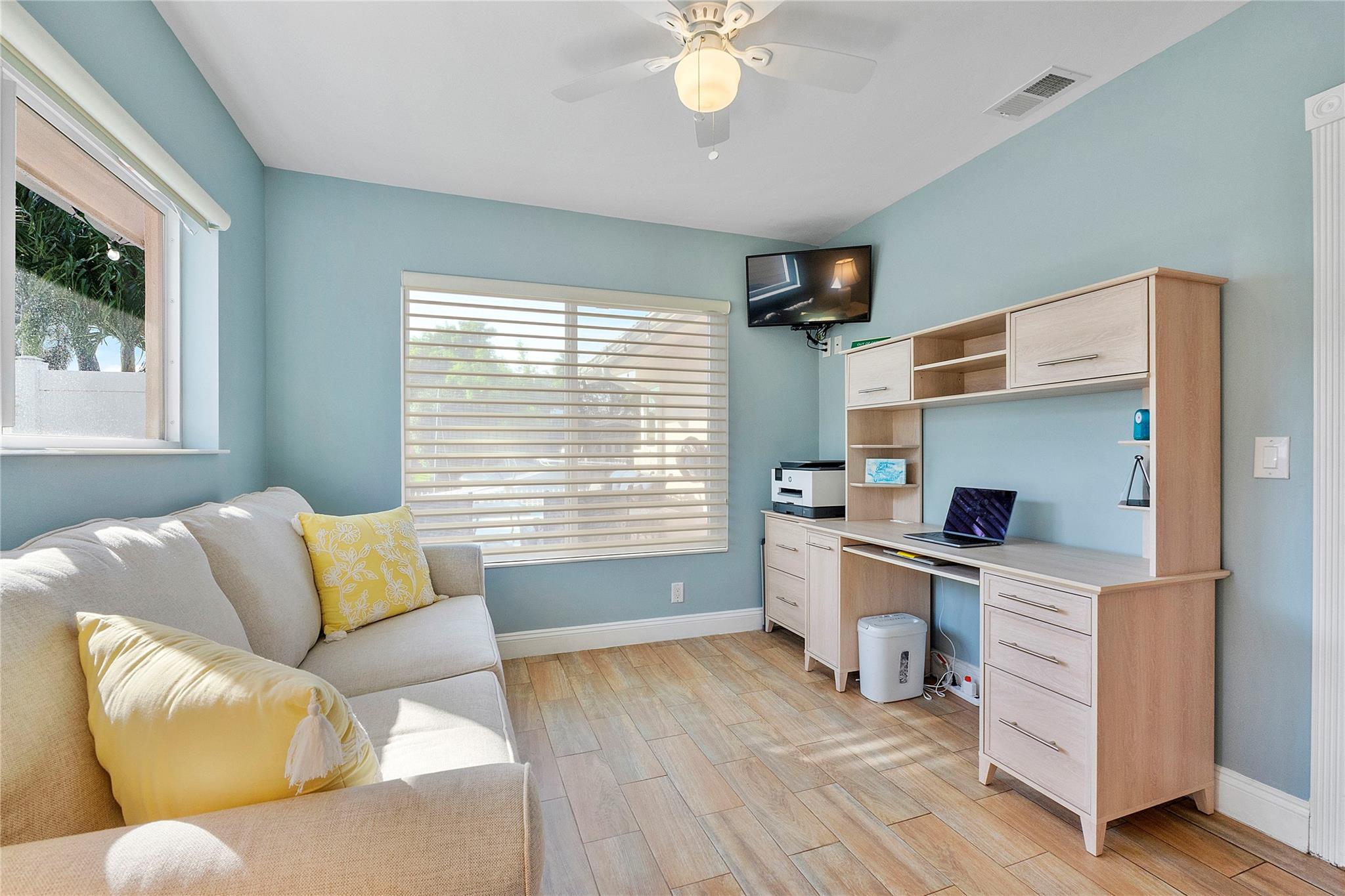 731 SE 4th Ave Pompano Beach, FL 33060