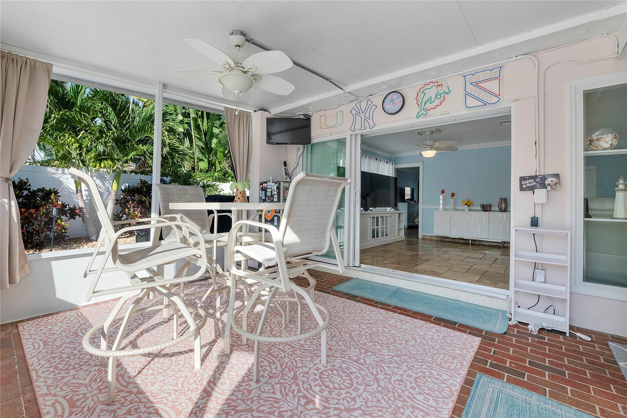 731 SE 4th Ave Pompano Beach, FL 33060