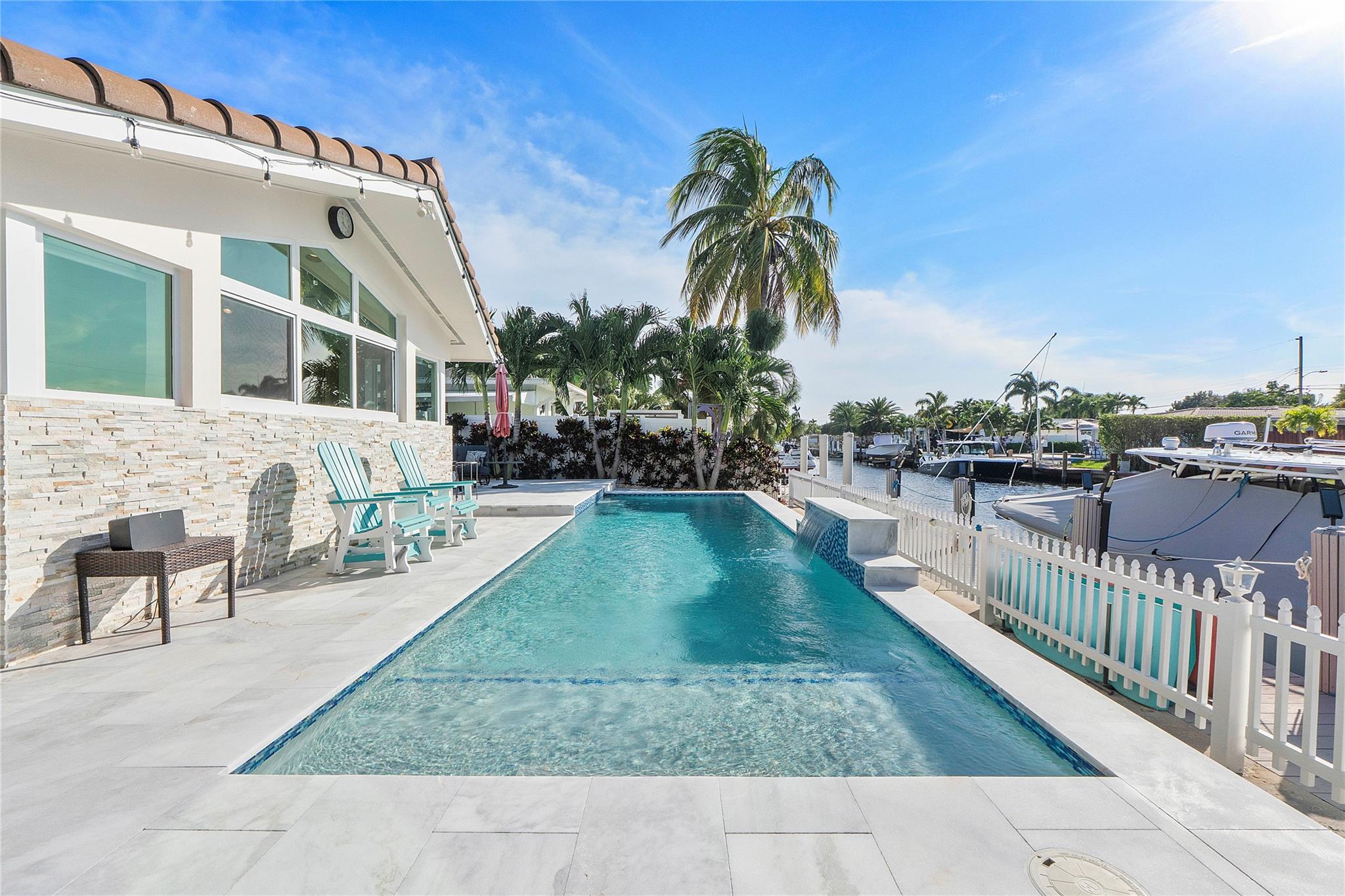 731 SE 4th Ave Pompano Beach, FL 33060