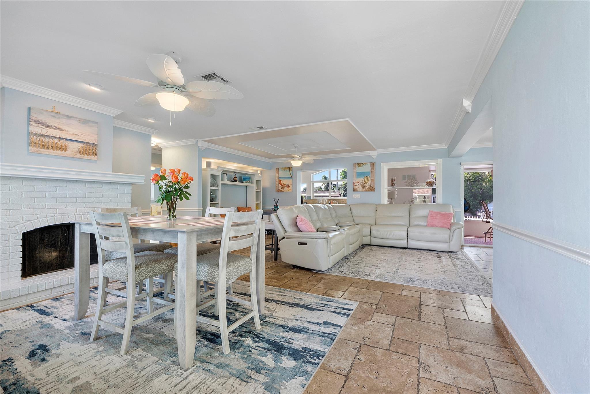 731 SE 4th Ave Pompano Beach, FL 33060