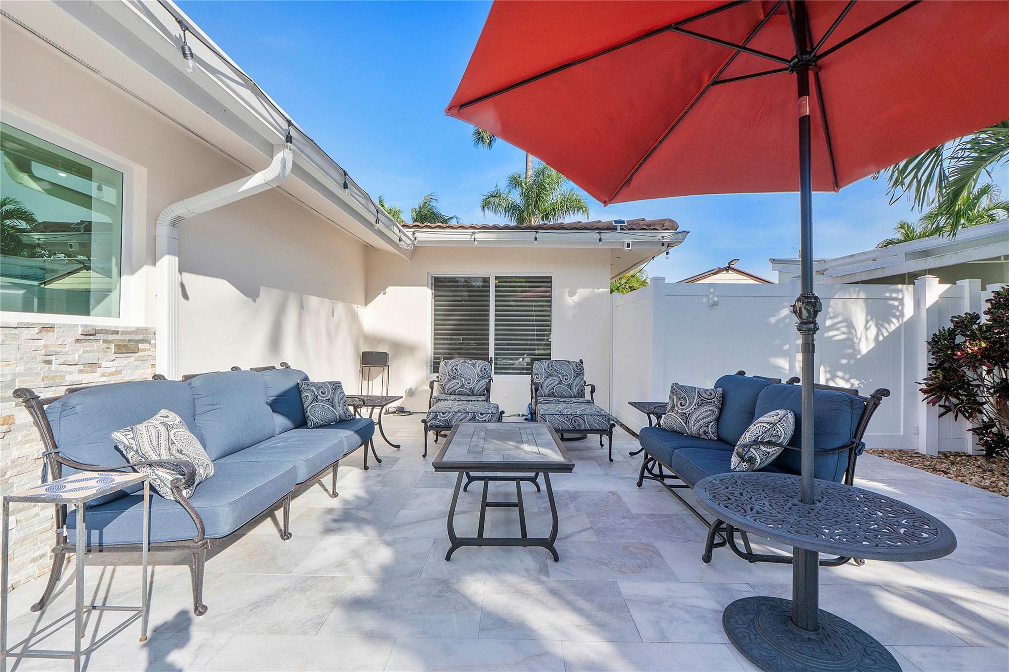 731 SE 4th Ave Pompano Beach, FL 33060