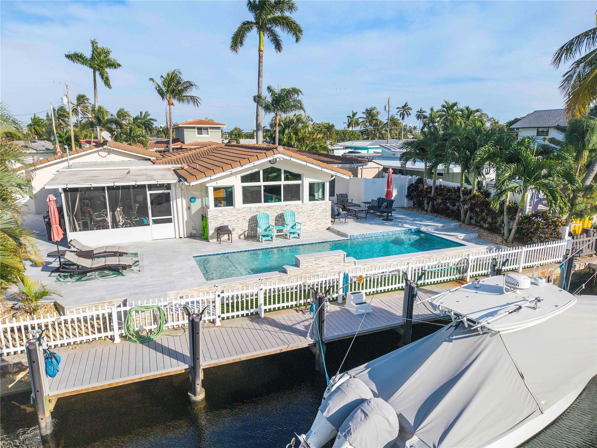 731 SE 4th Ave Pompano Beach, FL 33060