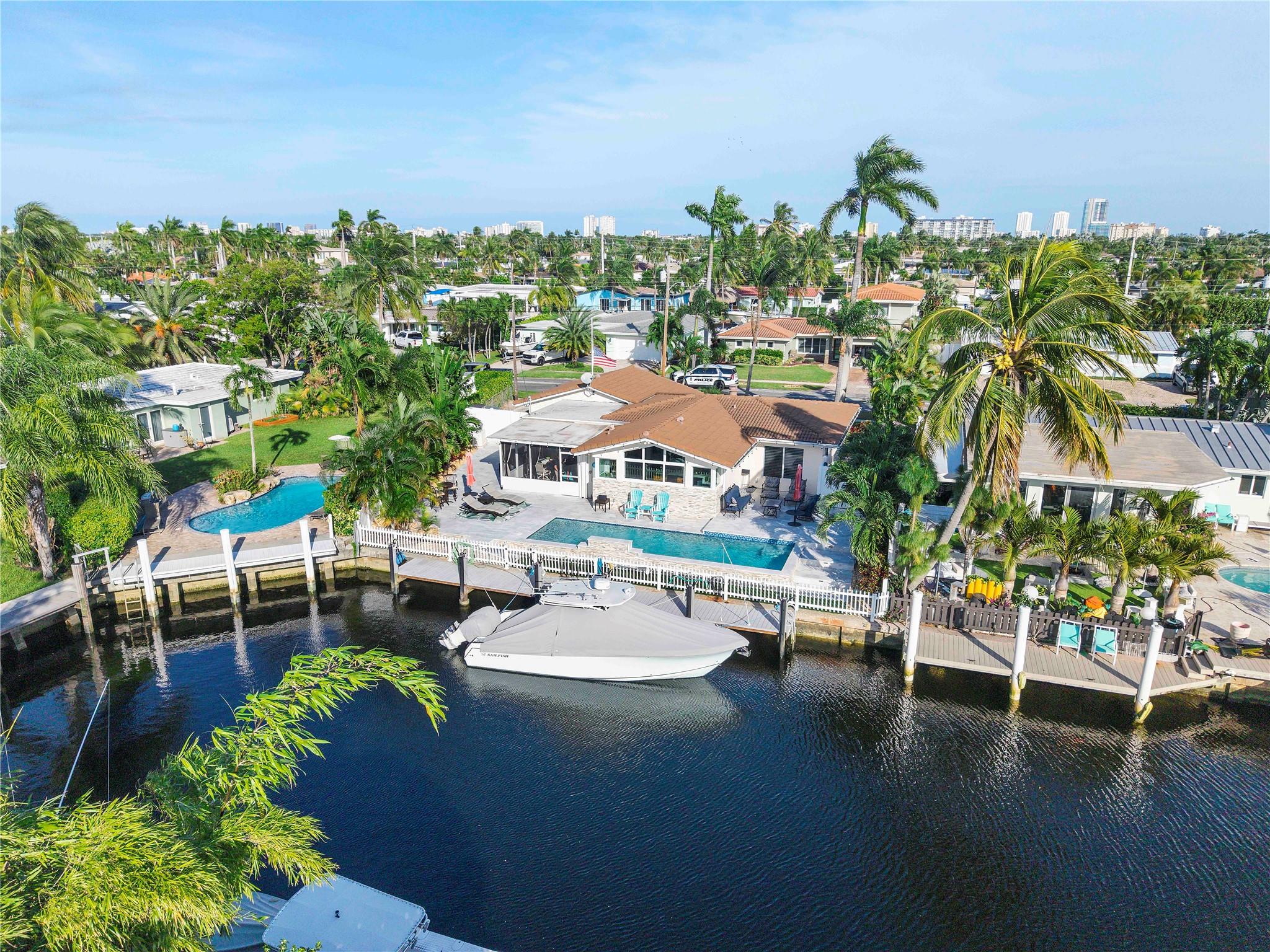 731 SE 4th Ave Pompano Beach, FL 33060