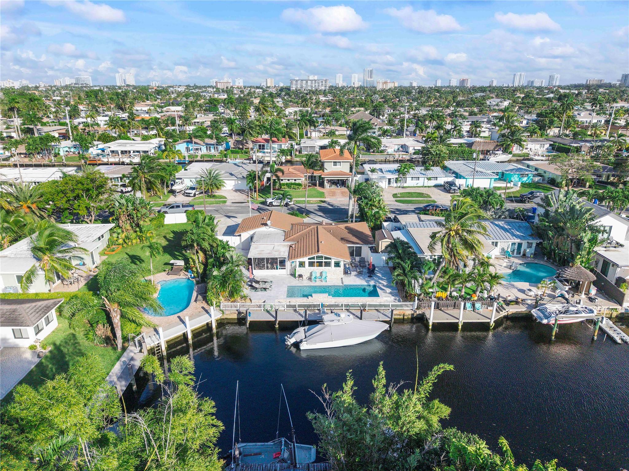 731 SE 4th Ave Pompano Beach, FL 33060