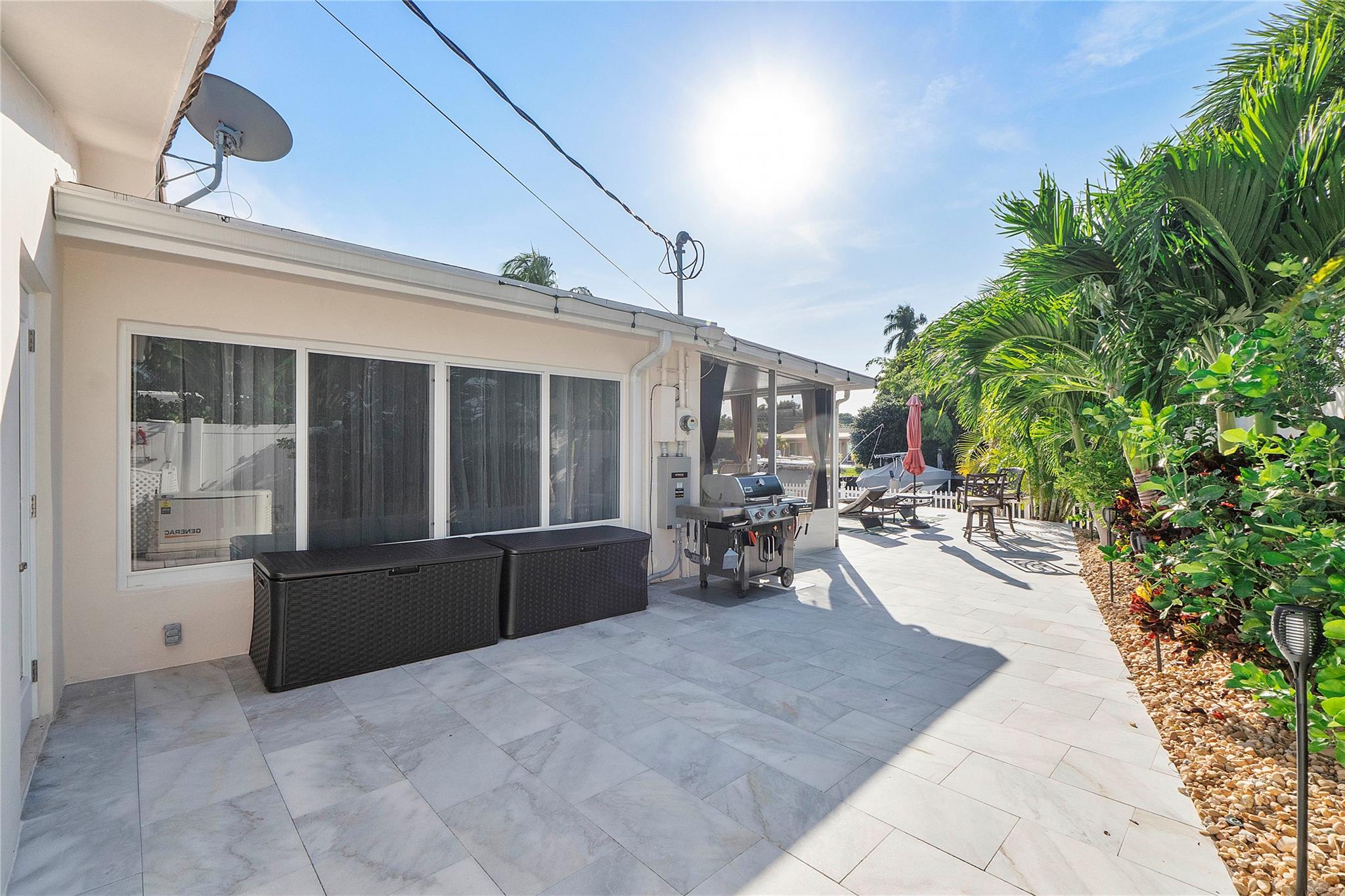 731 SE 4th Ave Pompano Beach, FL 33060