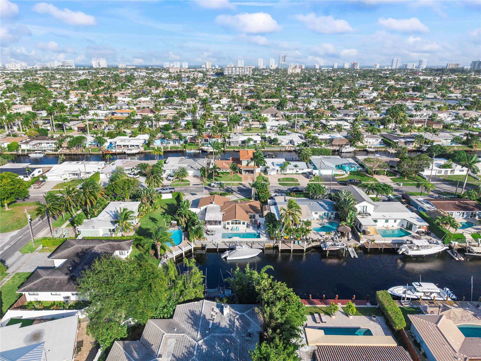 731 SE 4th Ave Pompano Beach, FL 33060