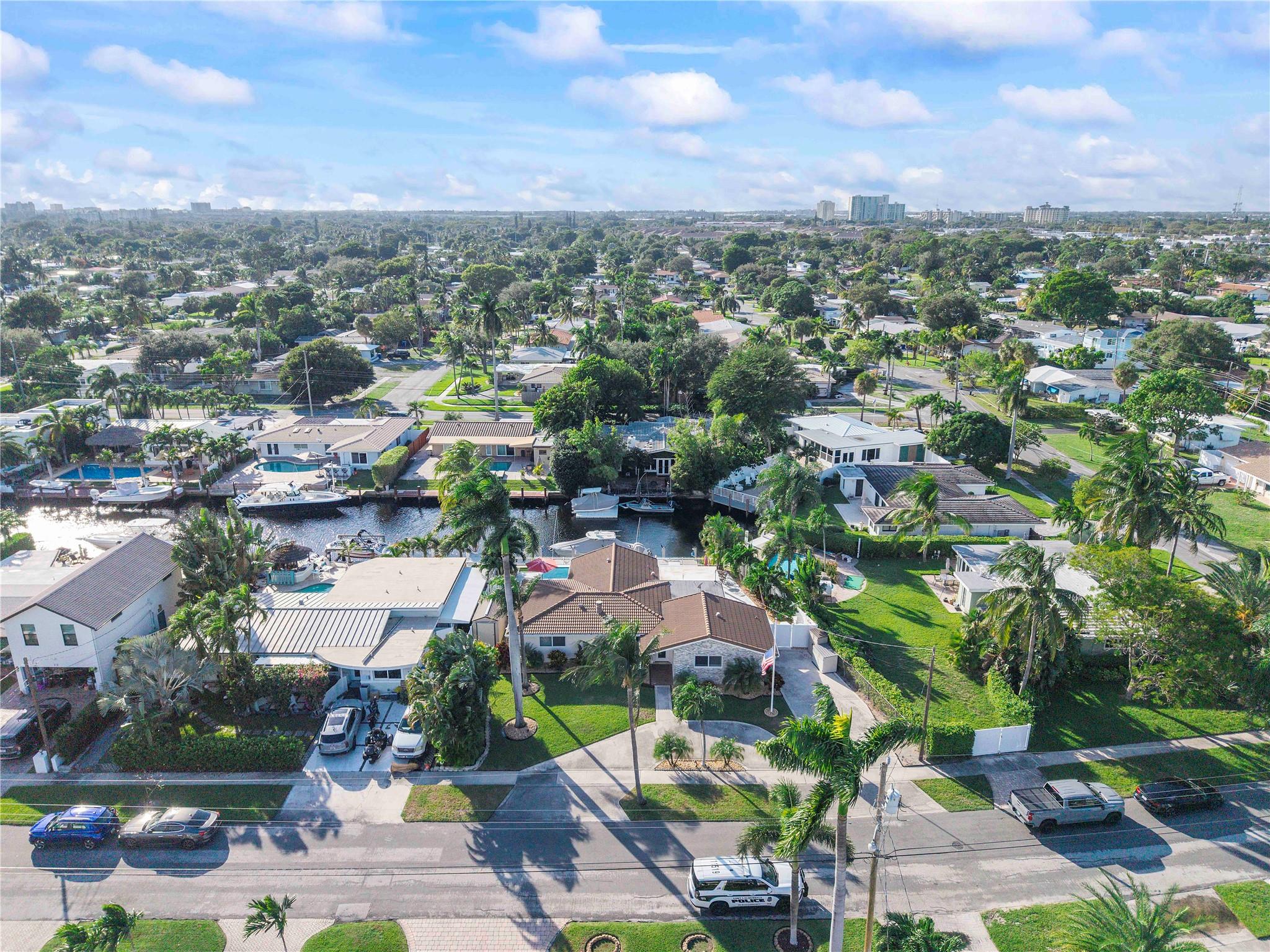 731 SE 4th Ave Pompano Beach, FL 33060