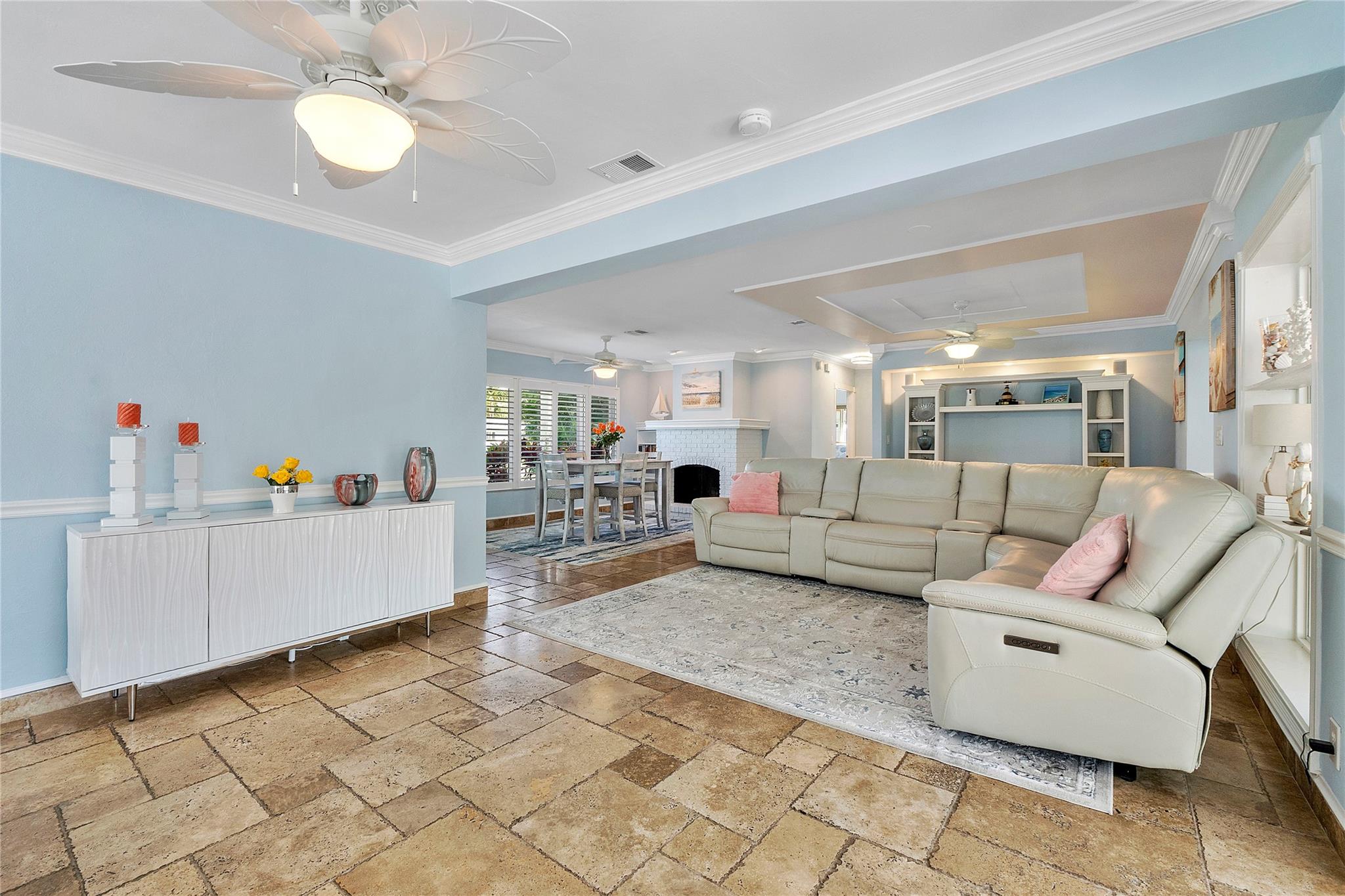 731 SE 4th Ave Pompano Beach, FL 33060