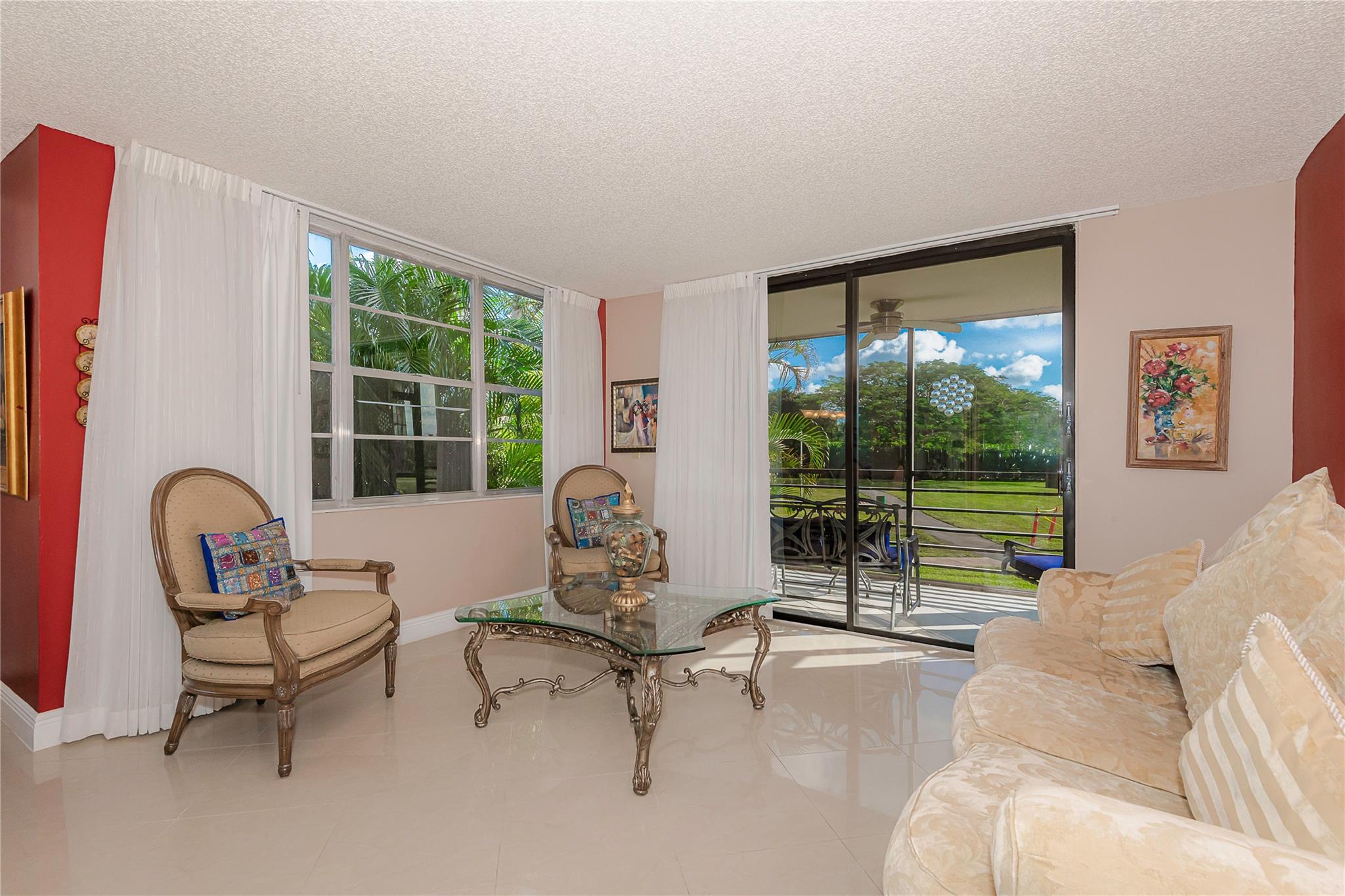 1200 Saint Charles Pl #L-19 Pembroke Pines, FL 33026
